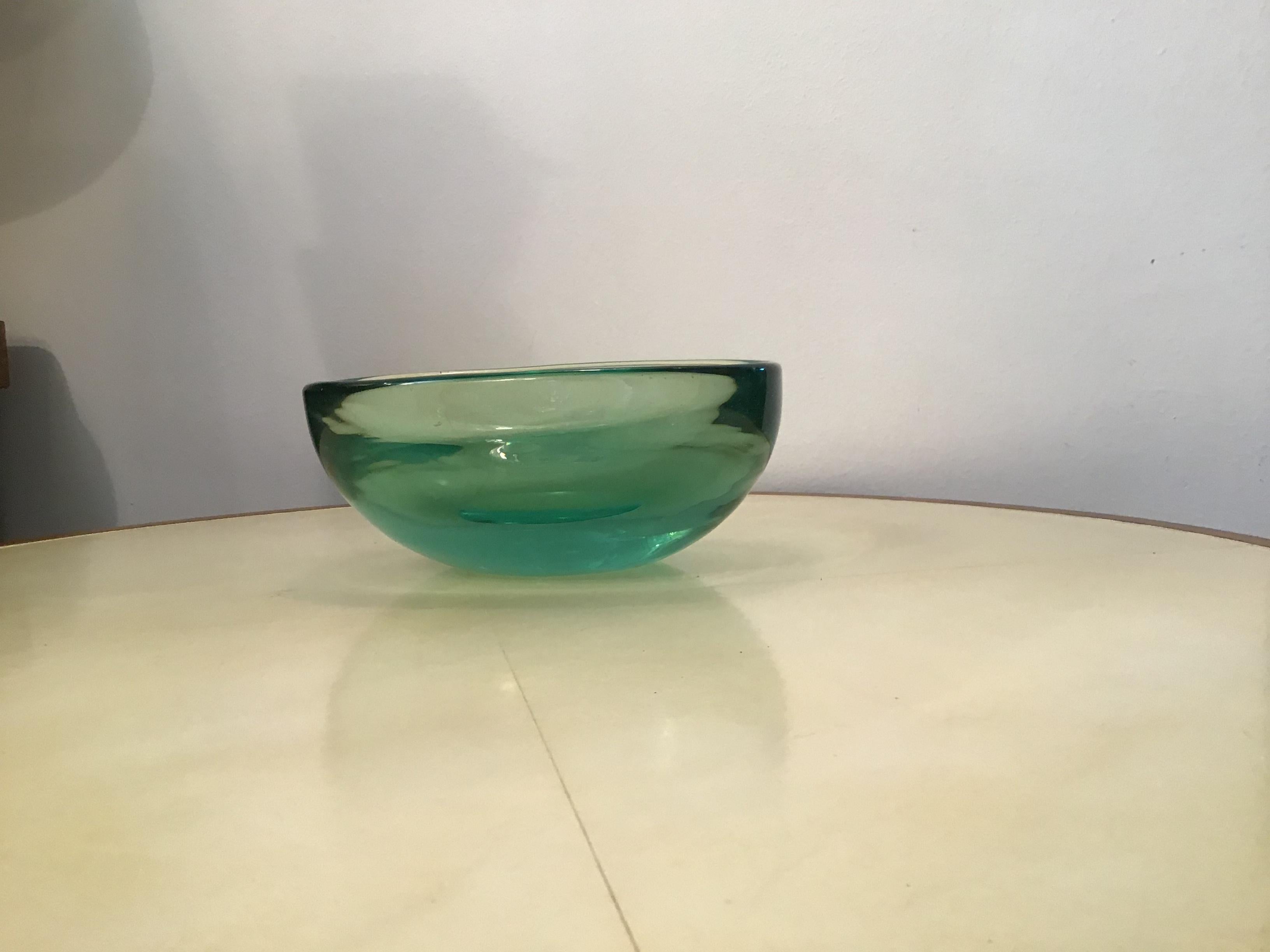 Archimede Seguso Glass Bowl Centerpiece Green Glass Submerged Murano, 1950 For Sale 2