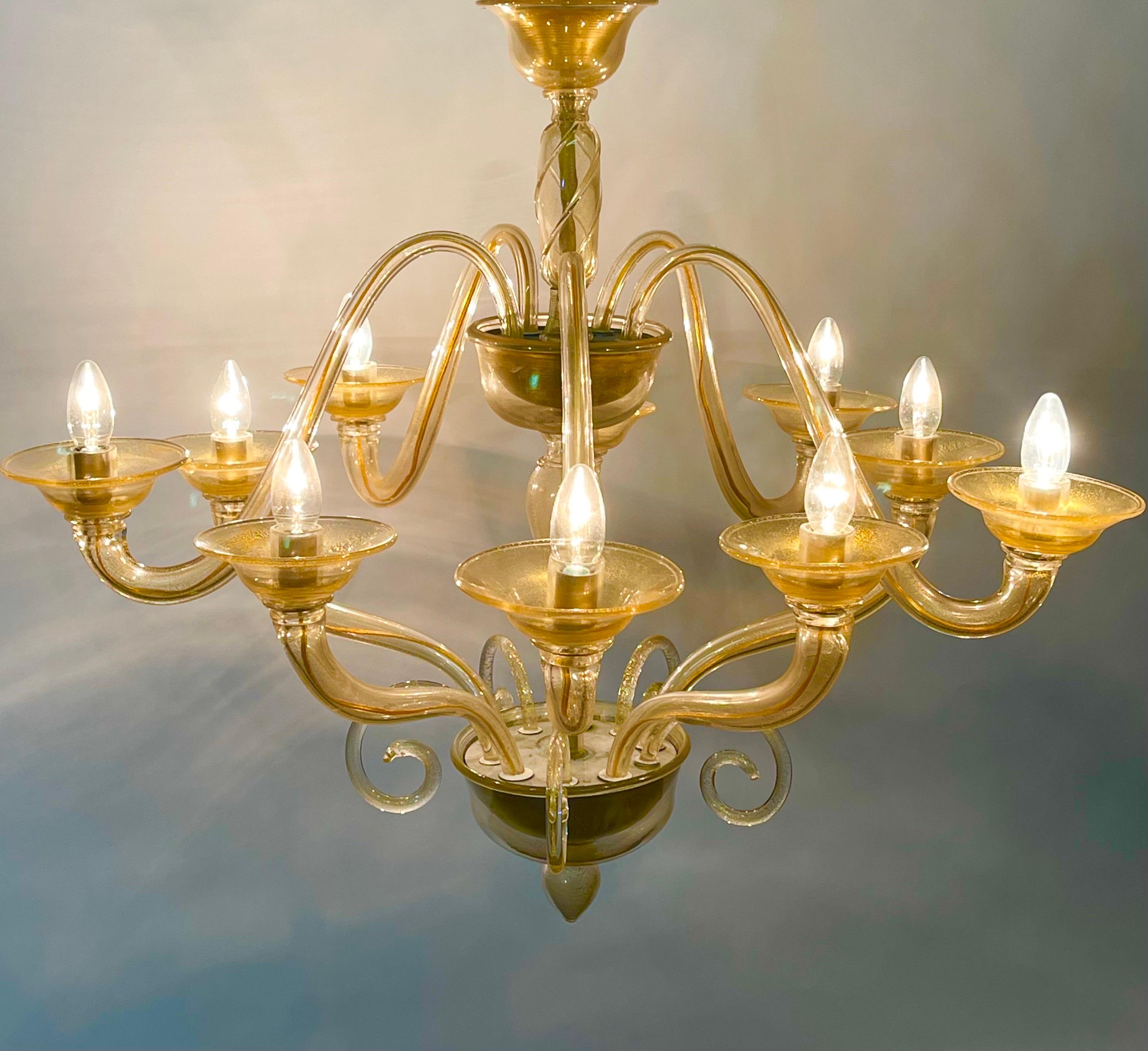 Gold Dusted Handblown Murano Glass Chandelier by Seguso, circa 1960s For Sale 4