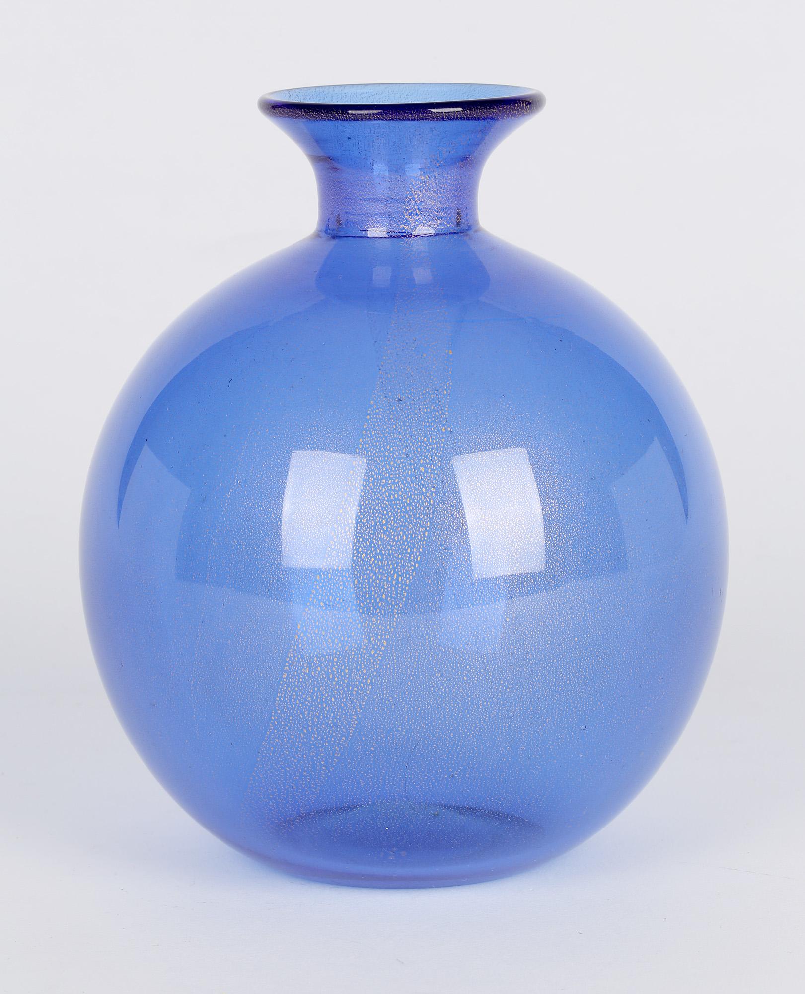 Archimede Seguso Italian Murano Blue And Aventurine Art Glass Vase 4