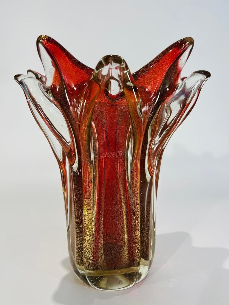 Incredible Archimede Seguso red and gold Murano glass vase circa 1950.