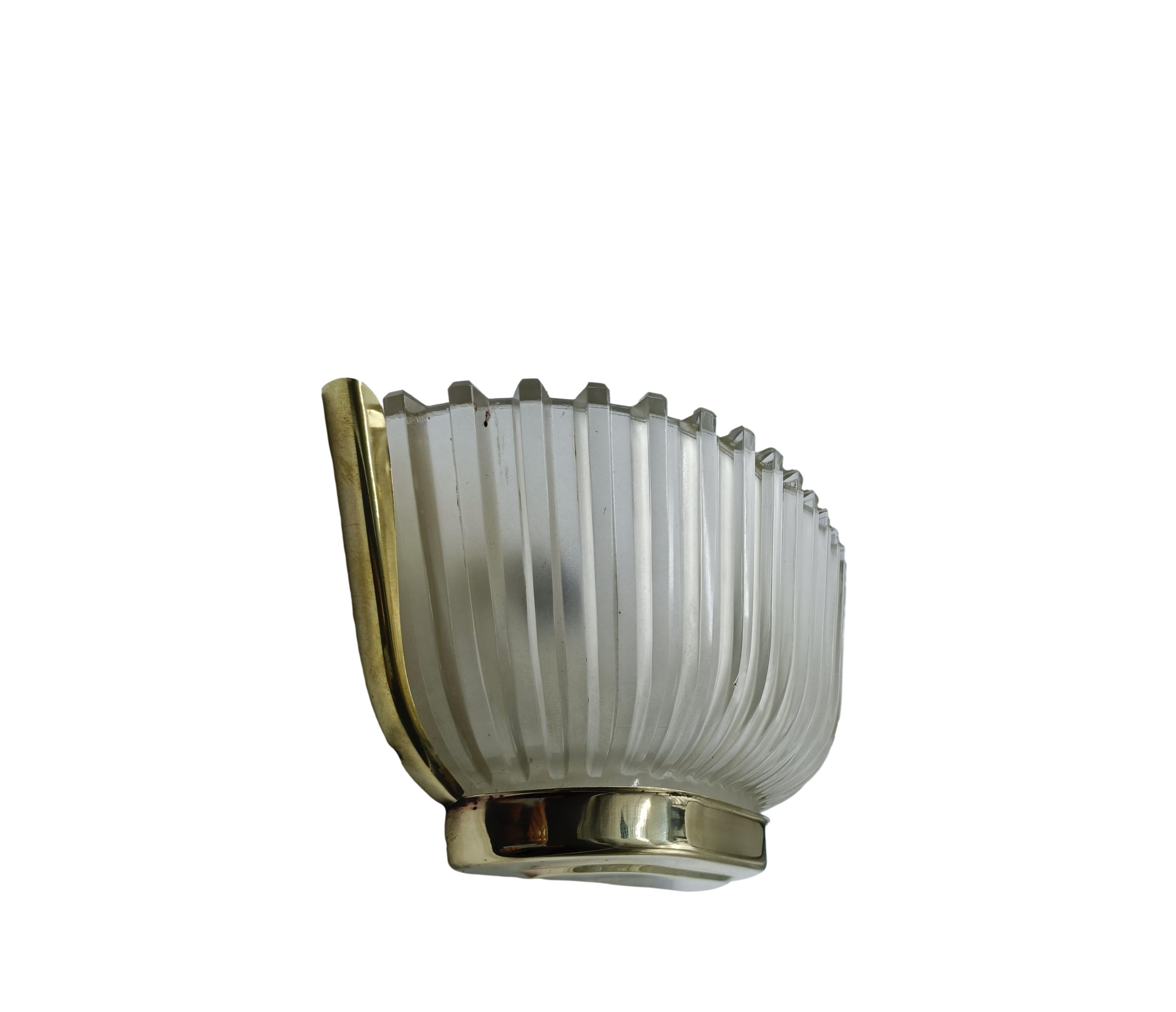 Mid-Century moderno Archimede Seguso Lampada da Parete in Ottone e Vetro, Italia 1930s in vendita