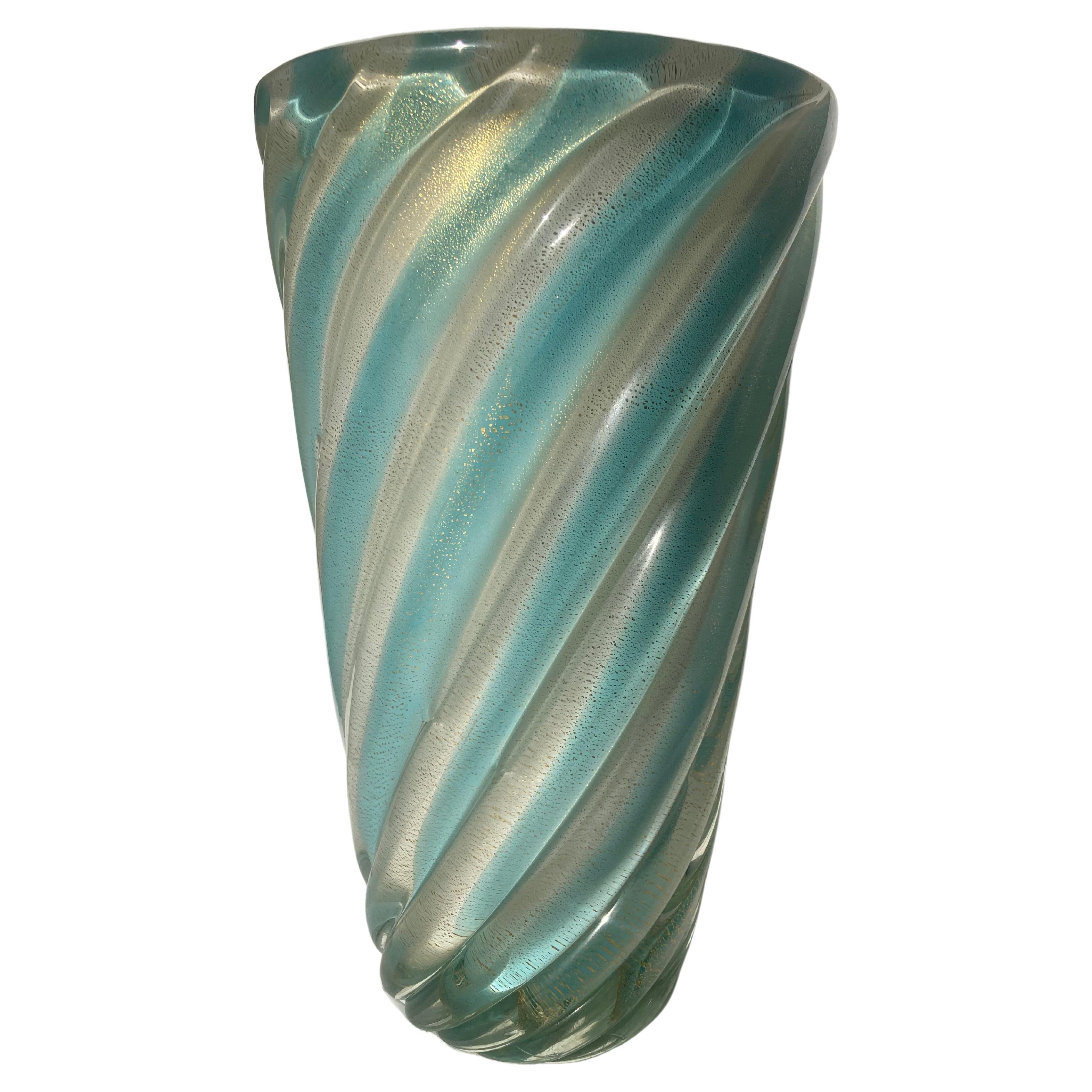 Archimede Seguso Gran jarrón de cristal de Murano opalino con escamas de oro