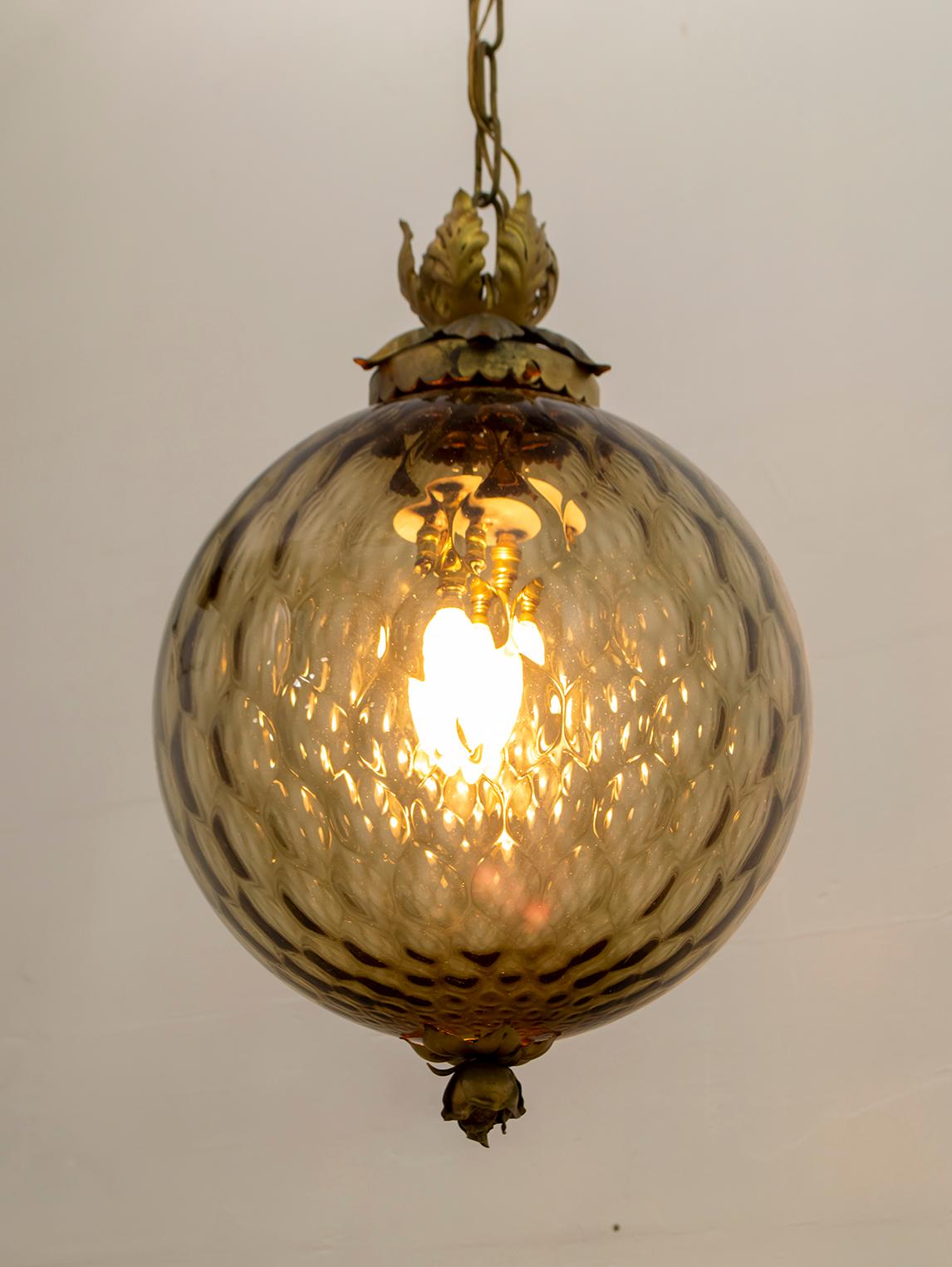 Italian Archimede Seguso Mid-Century Modern Murano Blown Amber Glass Pendant Lamp, 1945