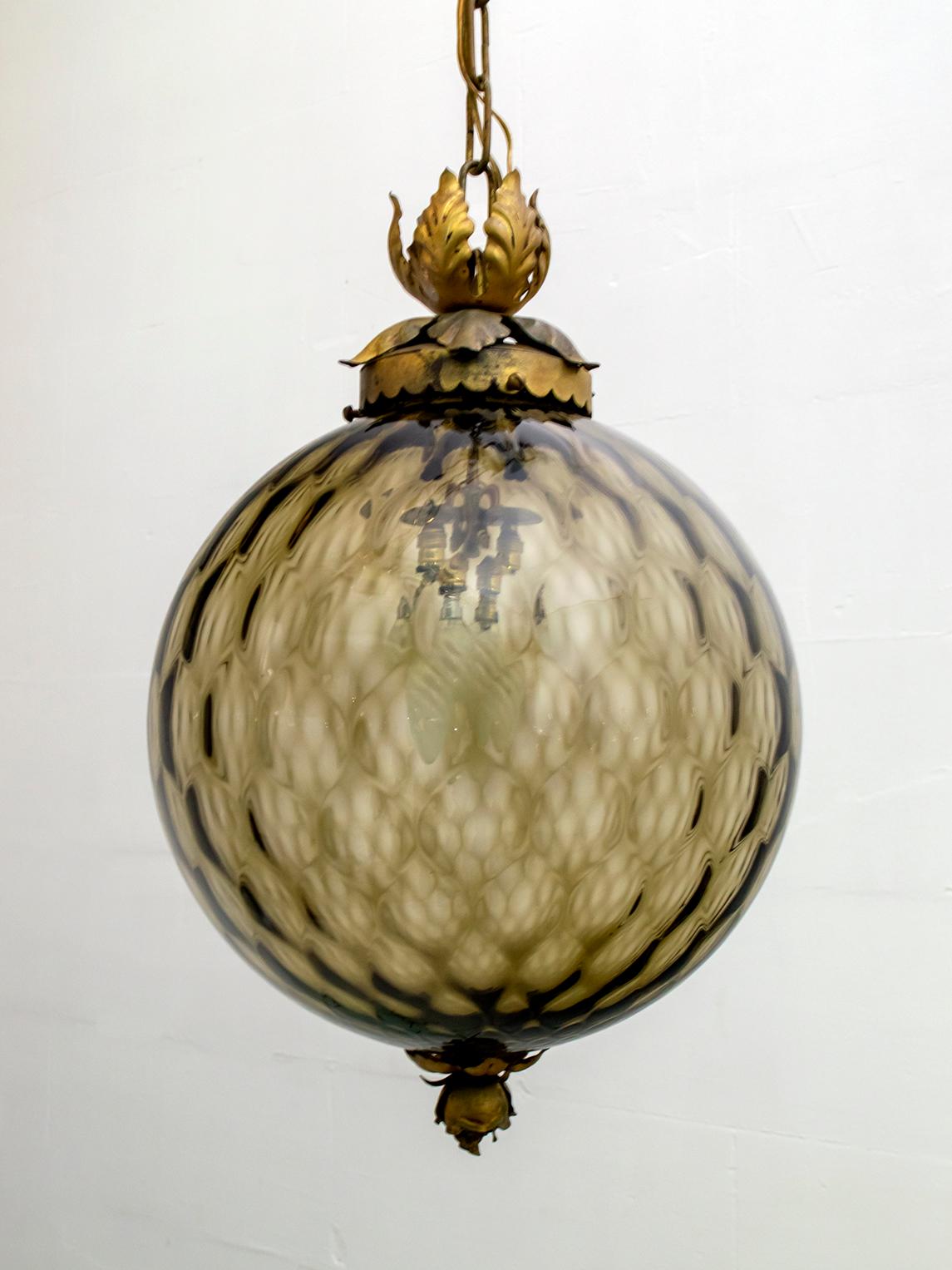 Archimede Seguso Mid-Century Modern Murano Blown Amber Glass Pendant Lamp, 1945 1