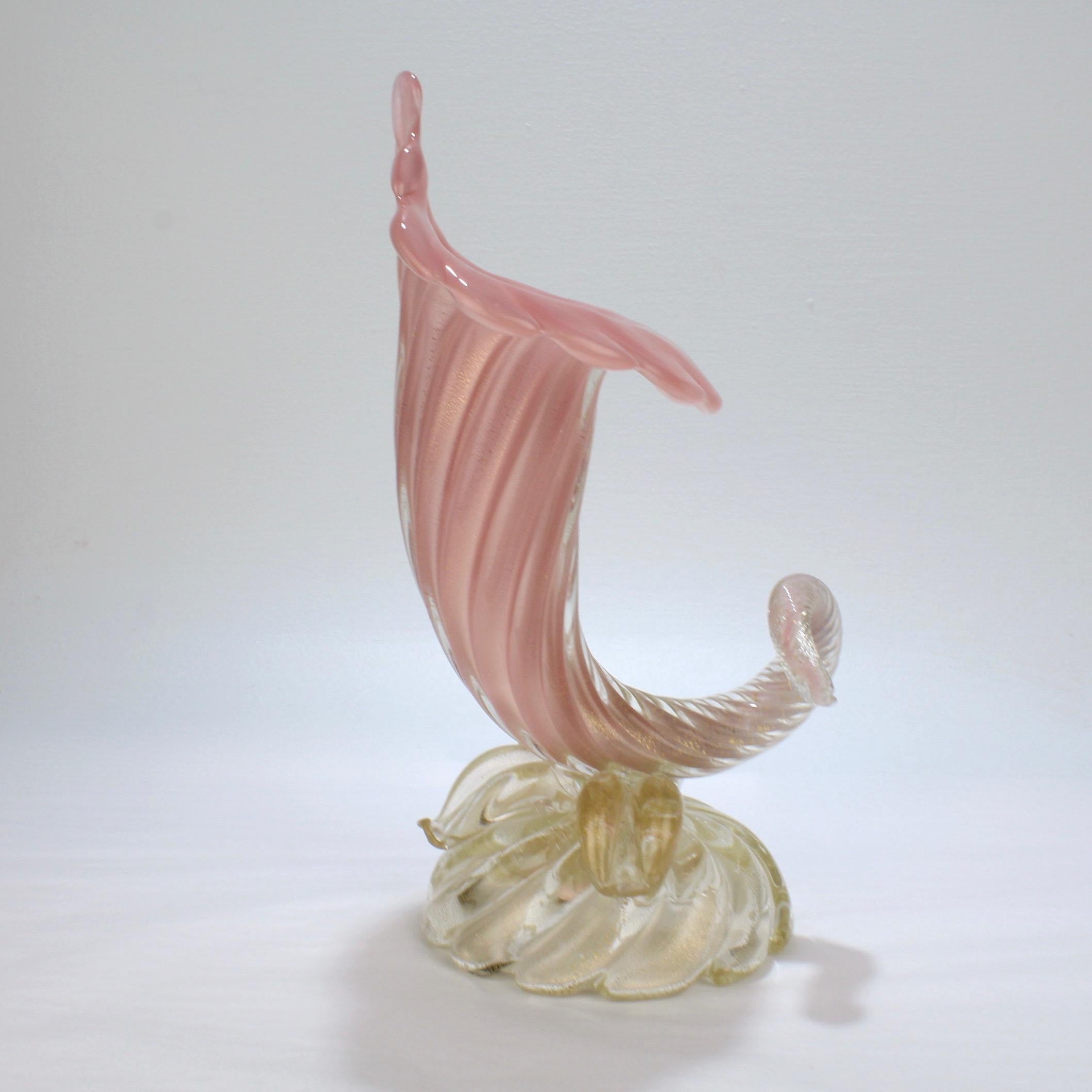 Archimede Seguso Midcentury Pink Murano Glass 'Opalino a Coste' Cornucopia Vase 3