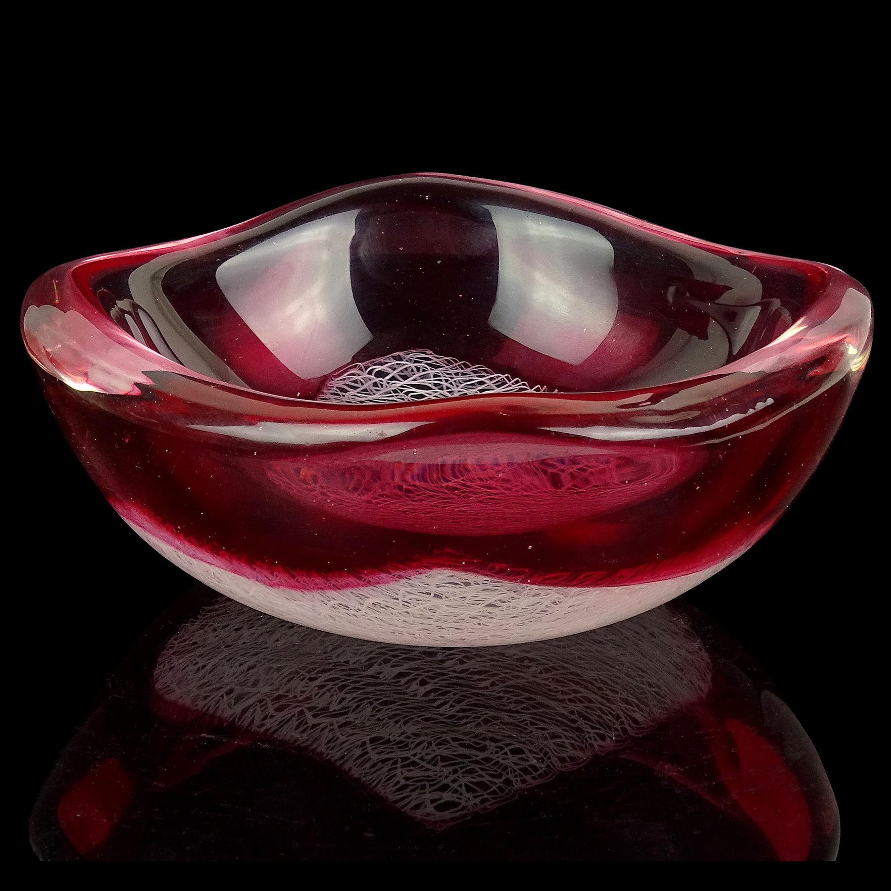 Archimede Seguso Murano 1952 Pink White Merletto Ribbons Italian Art Glass Bowl In Good Condition For Sale In Kissimmee, FL