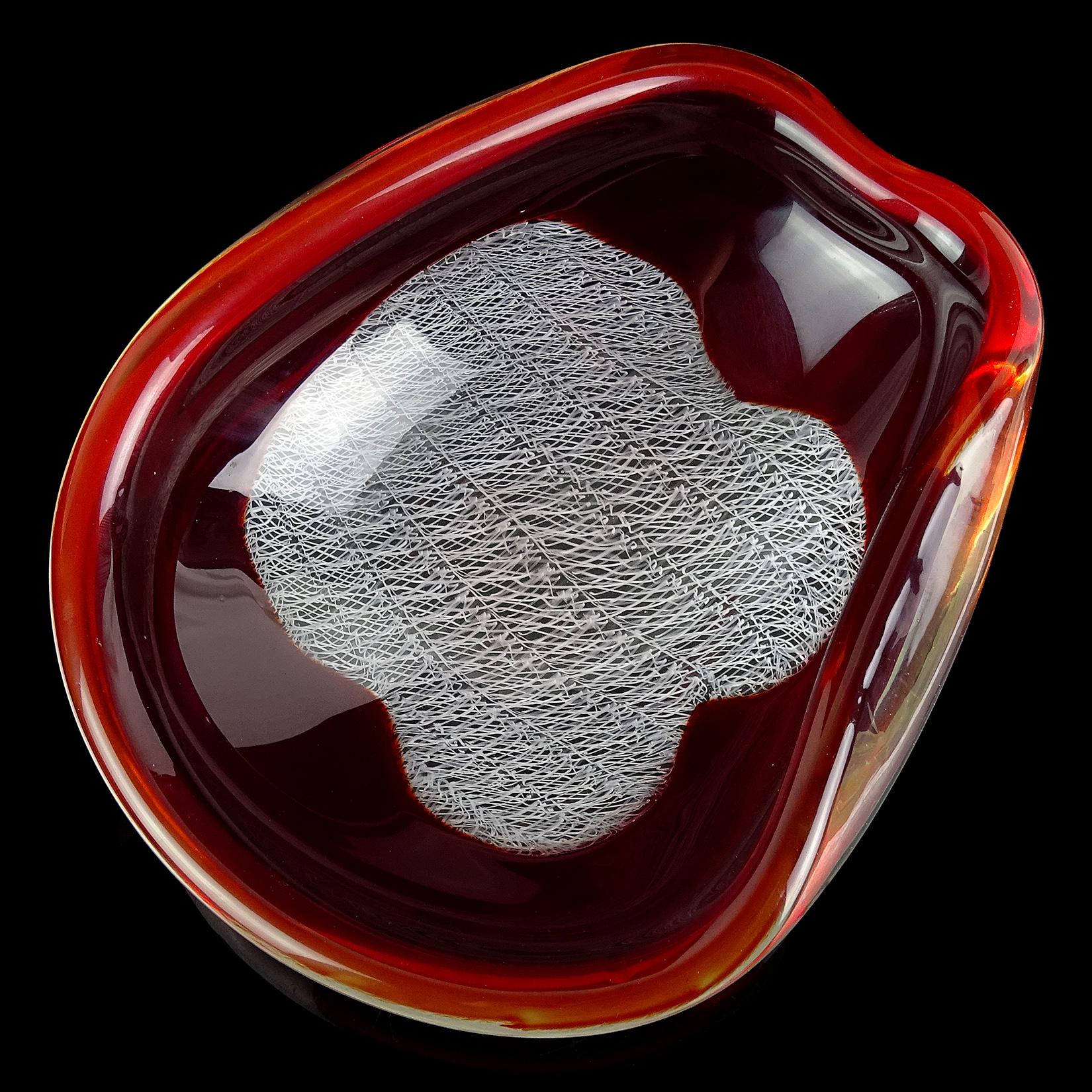 Beautiful, rare vintage Murano hand blown red and white ribbons Italian art glass bowl. Documented to designer Archimede Seguso, in the Merletto design, circa 1954. The color is a beautiful deep red, in perfect contrast to the white center. Would