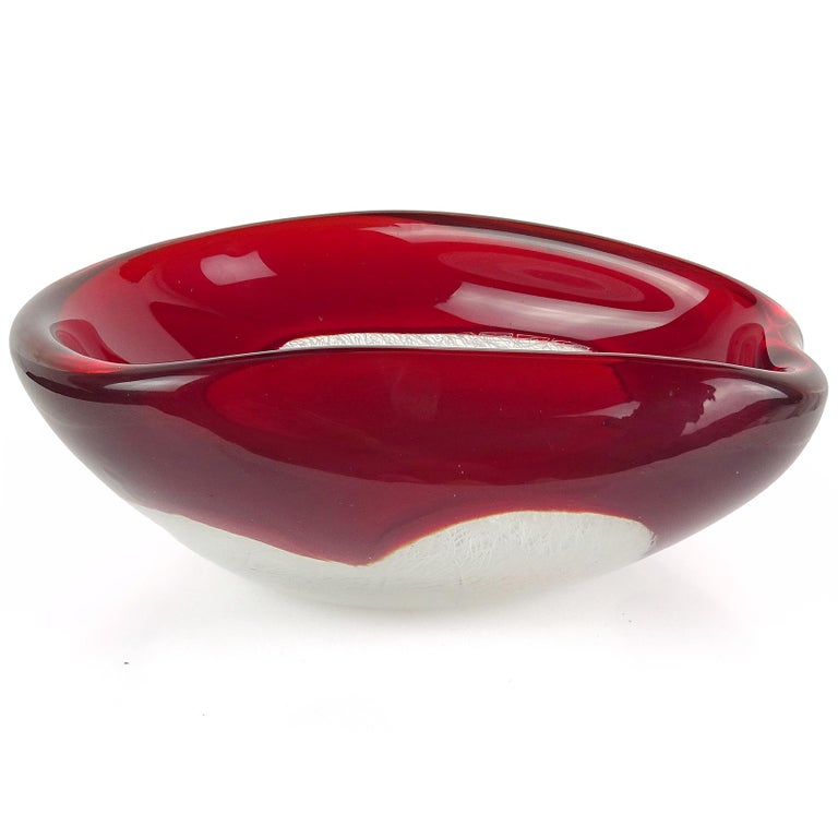 Archimede Seguso Murano 1954 Red White Merletto Ribbons Italian Art Glass Bowl In Good Condition For Sale In Kissimmee, FL