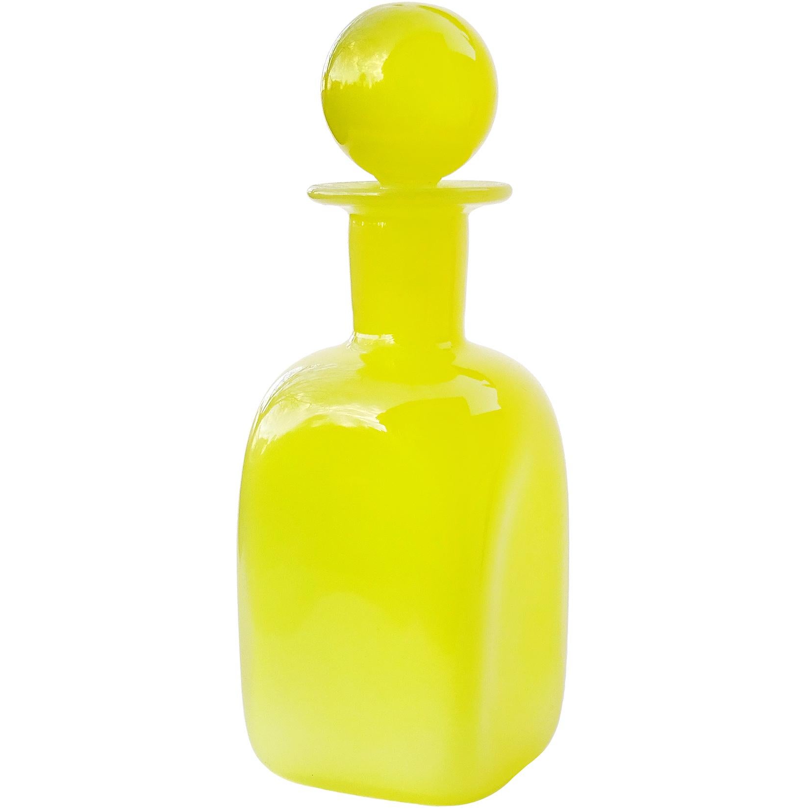 Archimede Seguso Murano, 1950s Opalescent Yellow Italian Art Glass Vanity Bottle