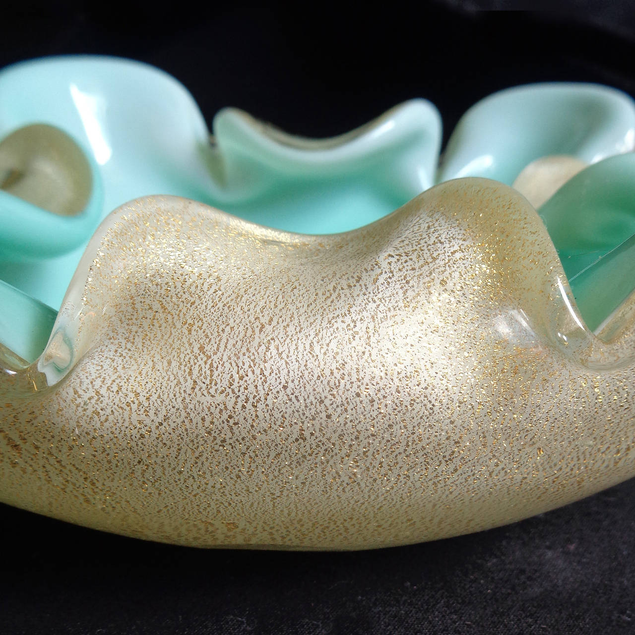 Mid-Century Modern Archimede Seguso Murano Aqua Gold Flecks Italian Art Glass Bowl Dish Set