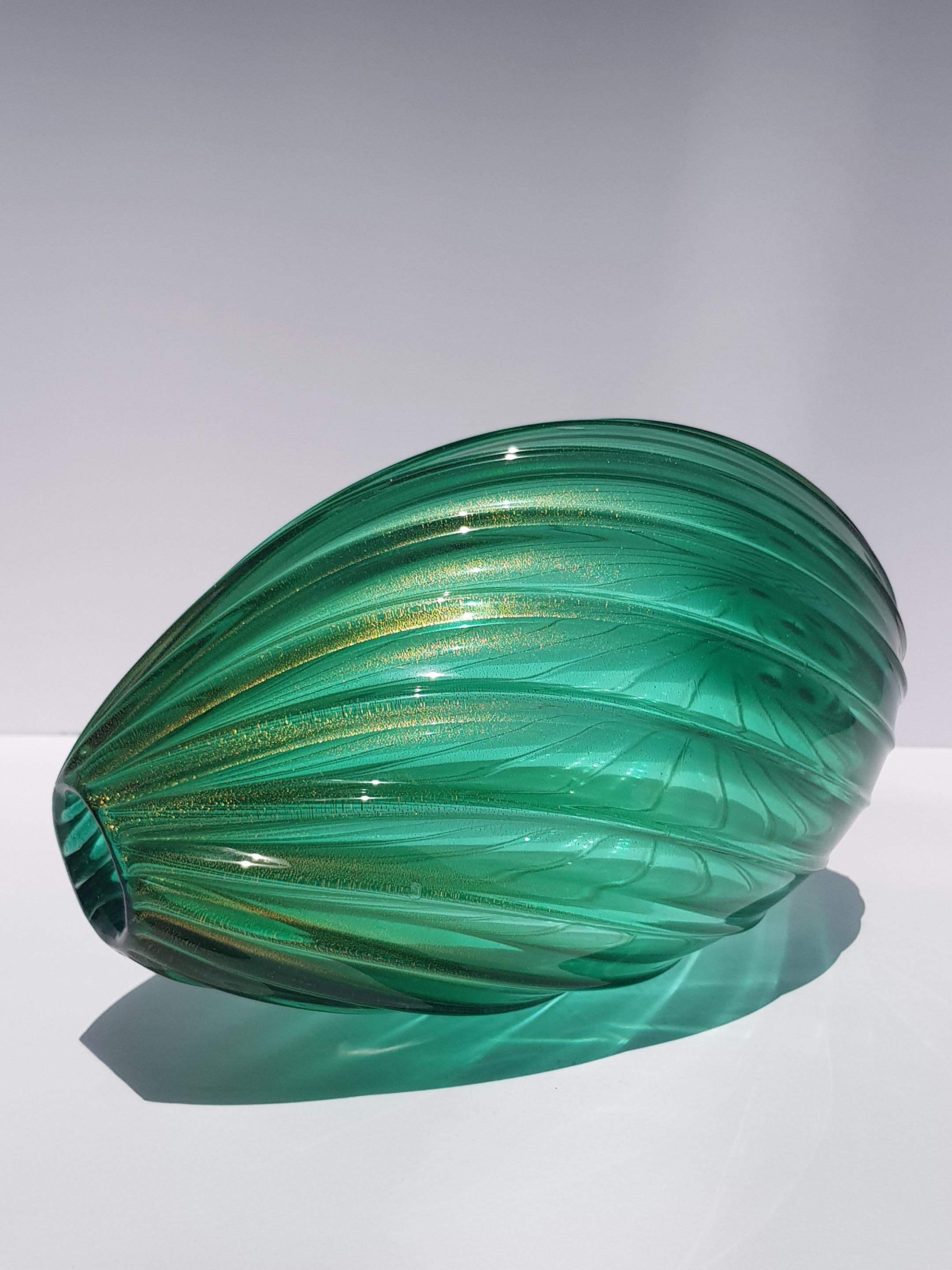 Archimede Seguso Jarrón de cristal artístico de Murano Hoja de oro Aventurina Vidrio veneciano Verde Hecho a mano en venta