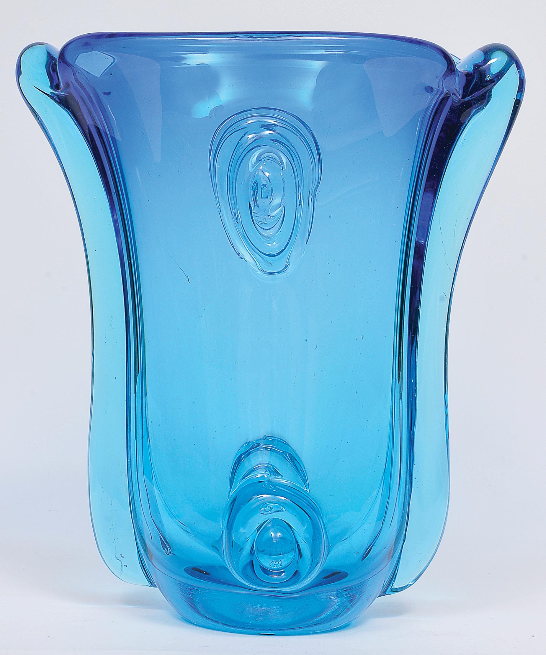 Large vase in artistic Murano glass with applied pieces of glass in the middle in two points and on the sides, ocean blue degrade.