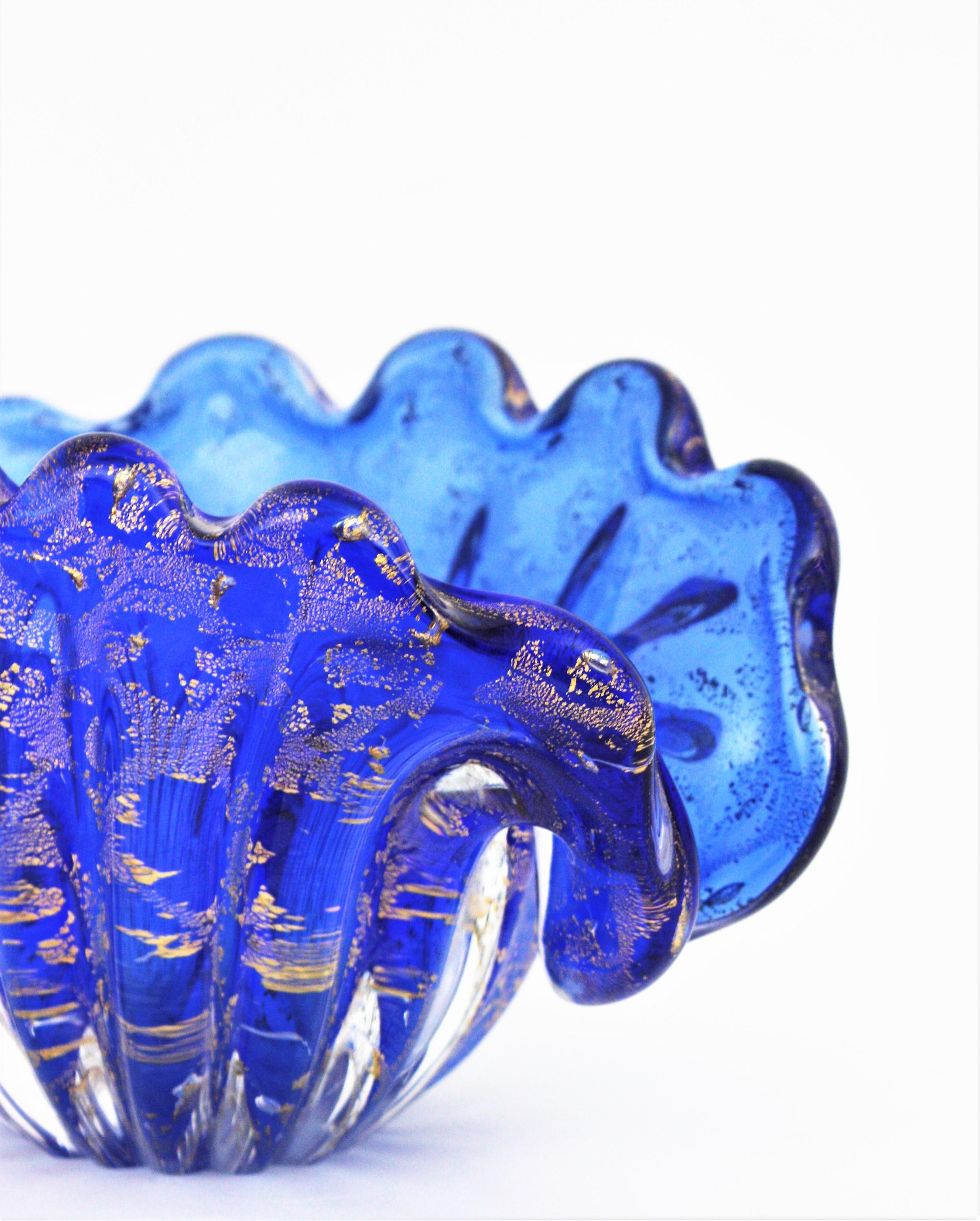 Sommerso Archimede Seguso Murano Blue Gold Flecks Art Glass Large Clam Shell Bowl For Sale