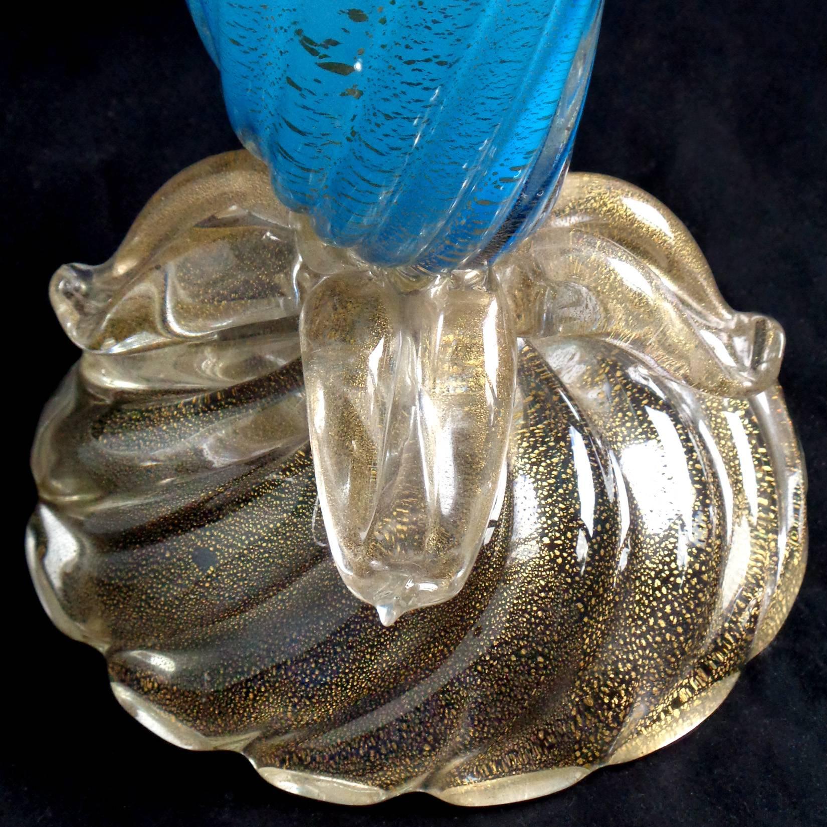 Archimede Seguso Murano Blue Opal Gold Flecks Italian Art Glass Flower Vase In Good Condition For Sale In Kissimmee, FL