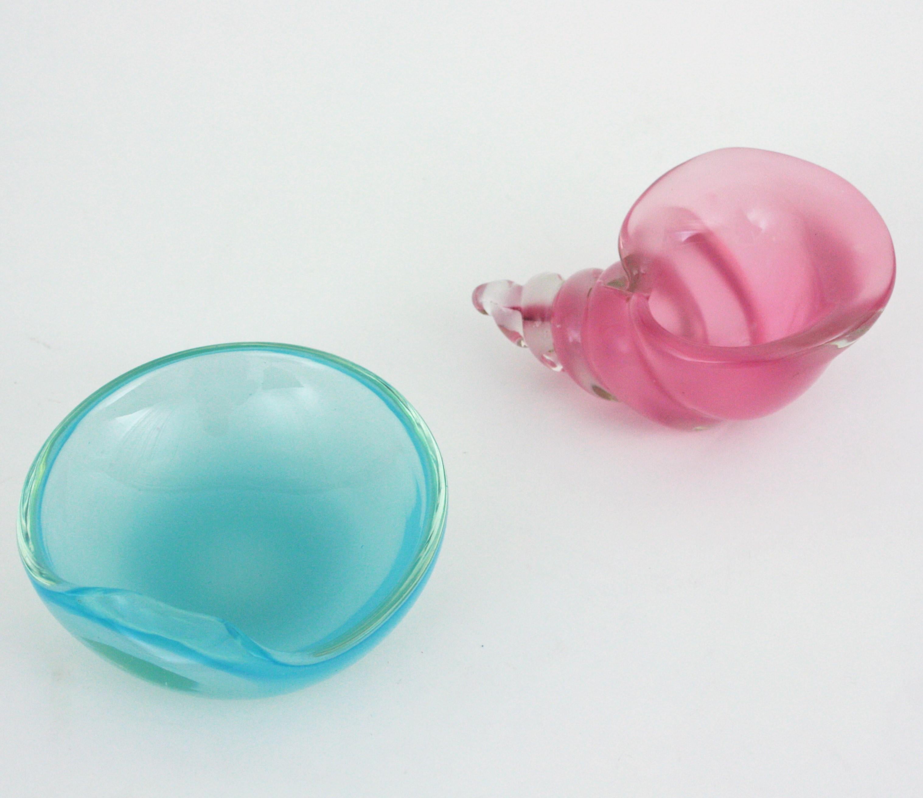 Set of Archimede Seguso Murano Blue & Pink Alabastro Glass Shell Bowls In Excellent Condition For Sale In Barcelona, ES