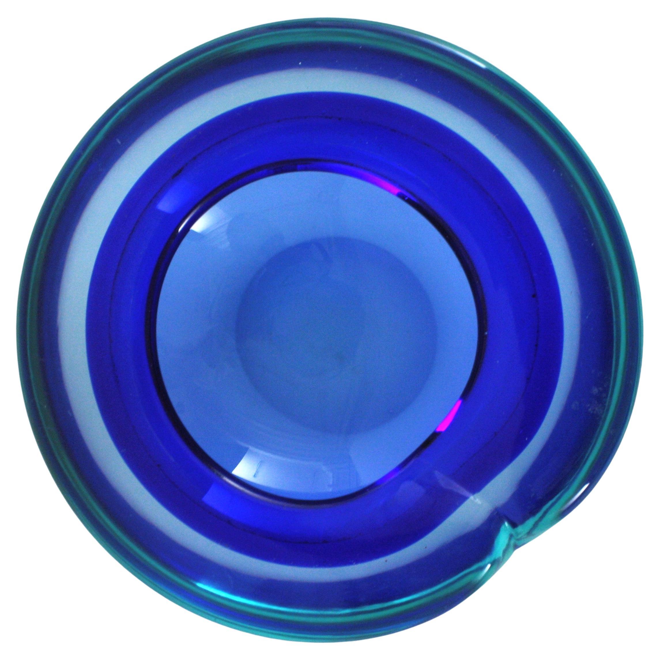 Archimede Seguso Cuenco de cristal de Murano Azul Sommerso Hecho a mano en venta