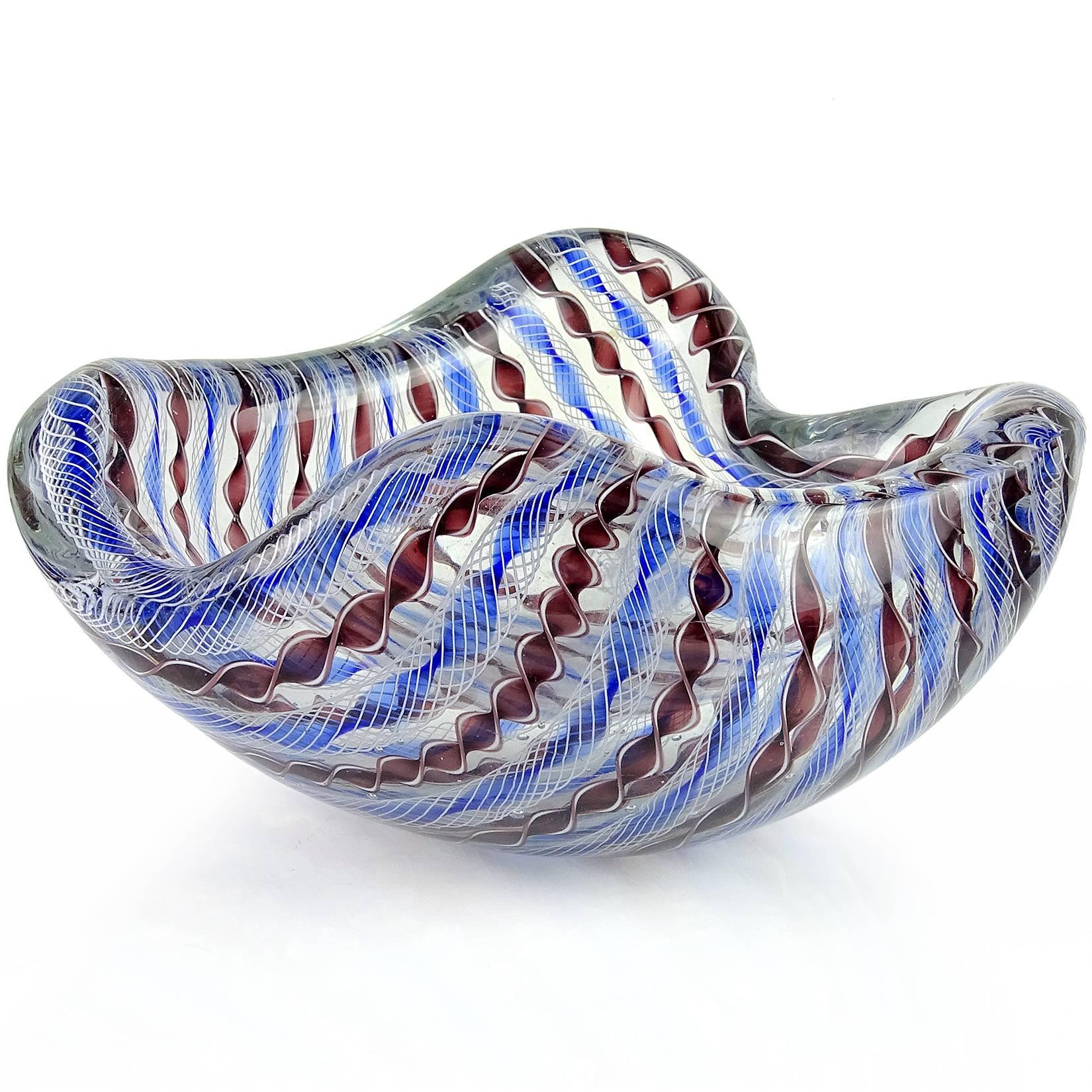 Mid-Century Modern Archimede Seguso Murano Blue Zanfirico Latticino Ribbons Italian Art Glass Bowl