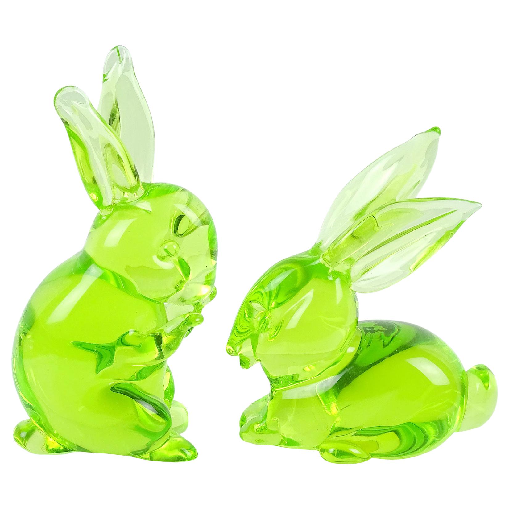Archimede Seguso Murano Bright Green Italian Art Glass Bunny Rabbit Figurines