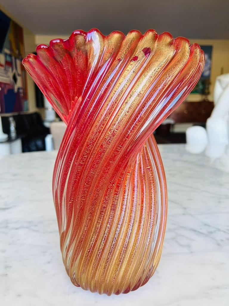 Incroyable vase en verre de Murano rubino oro 