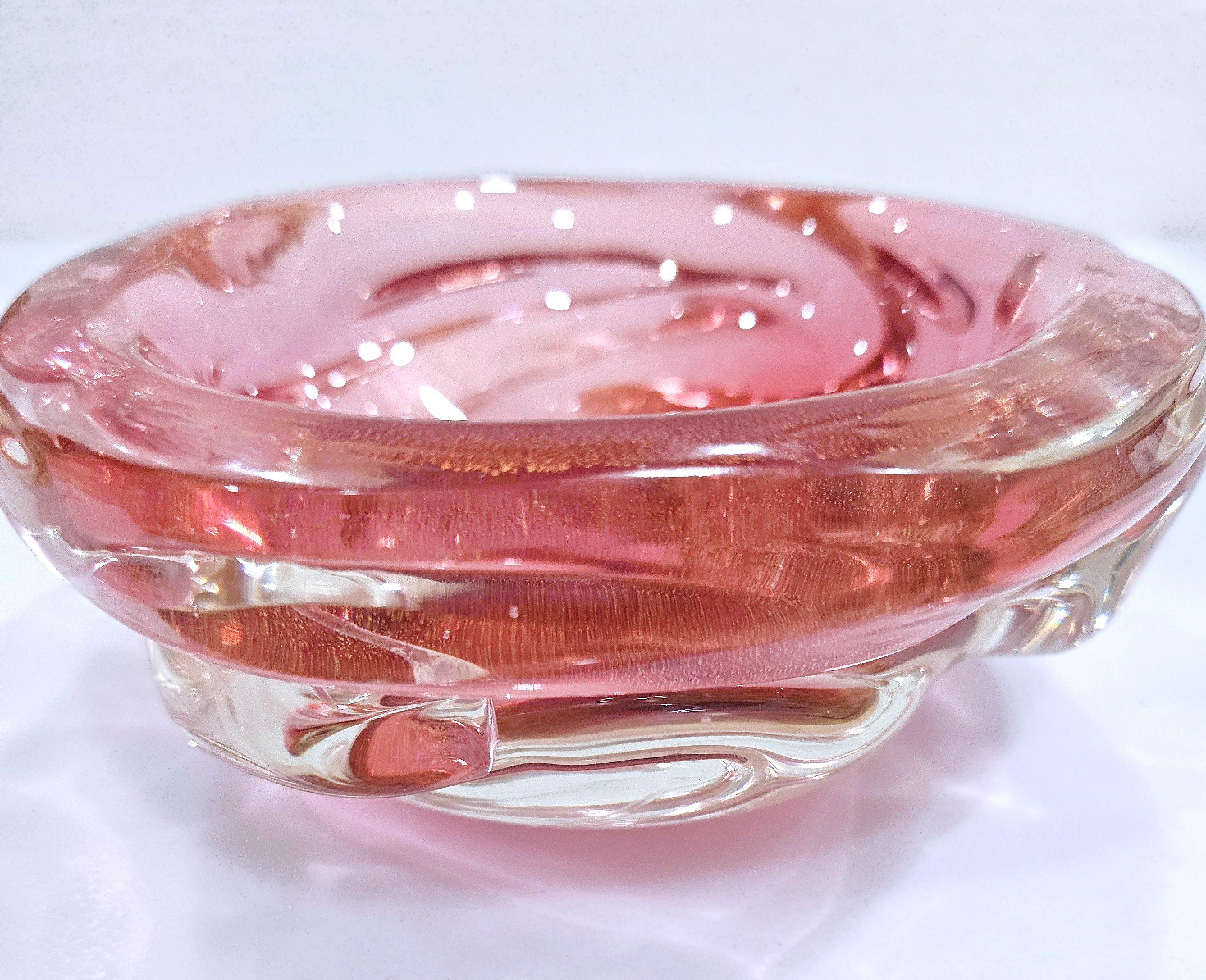 Archimede Seguso Murano Glass Bowl, A Bugne, Transparent Red with Gold Polveri 1
