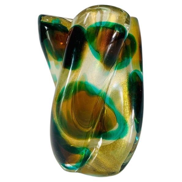 Archimede Seguso Murano glass "Macchia ambra verde retorto" with gold 1952 vase.
