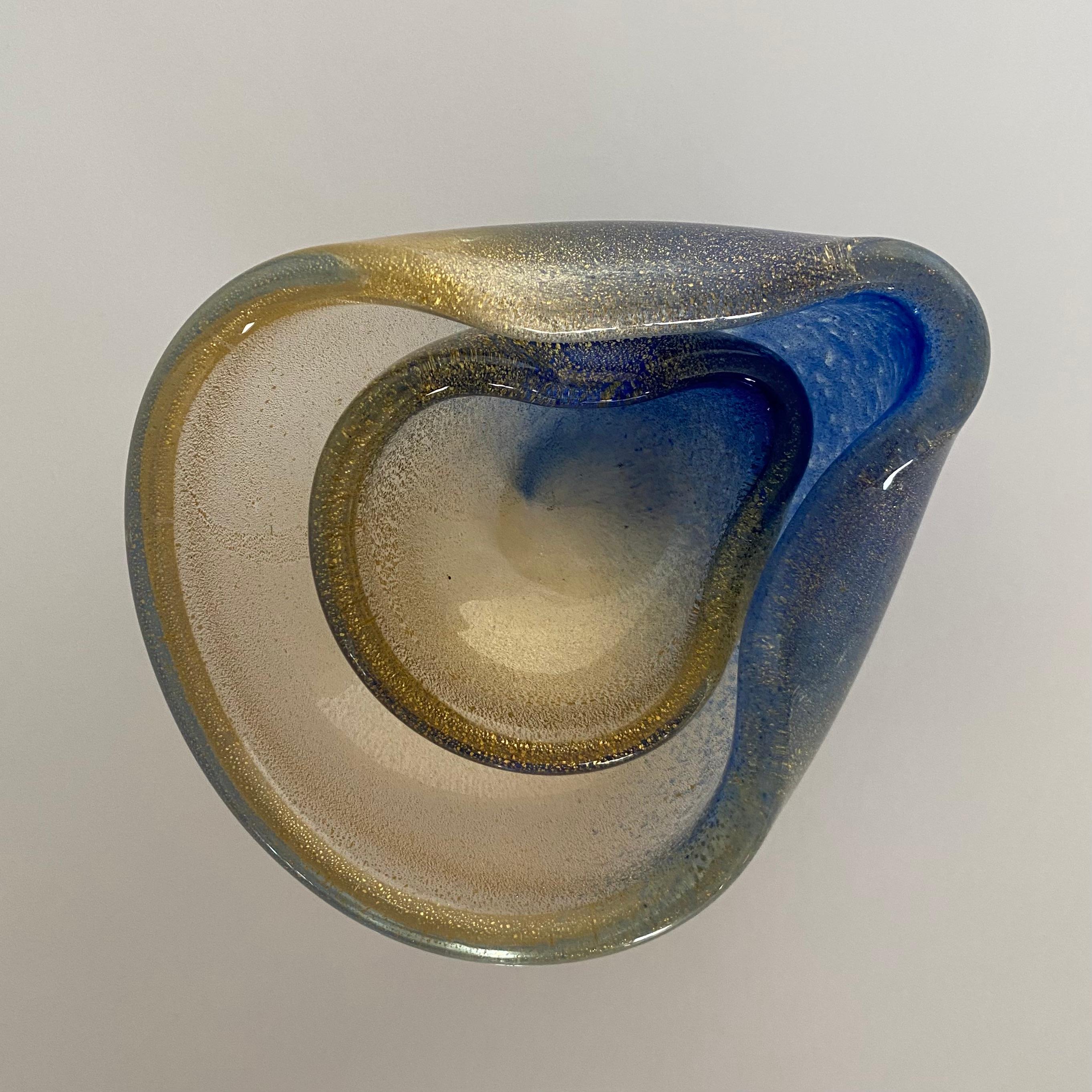 Mid-Century Modern ARCHIMEDE SEGUSO Murano Glass NESTING BOWLS Polveri Series BLUE Set of 2 For Sale