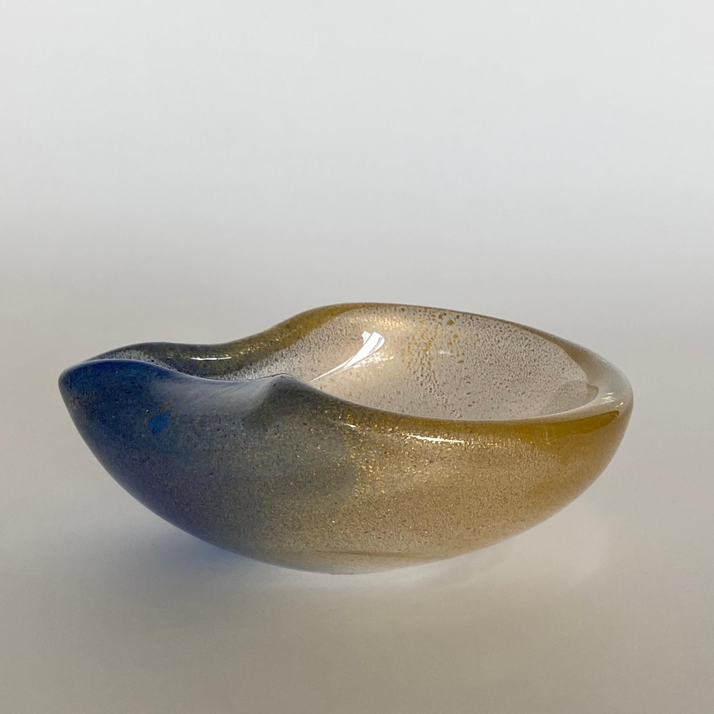 Italian ARCHIMEDE SEGUSO Murano Glass NESTING BOWLS Polveri Series BLUE Set of 2 For Sale