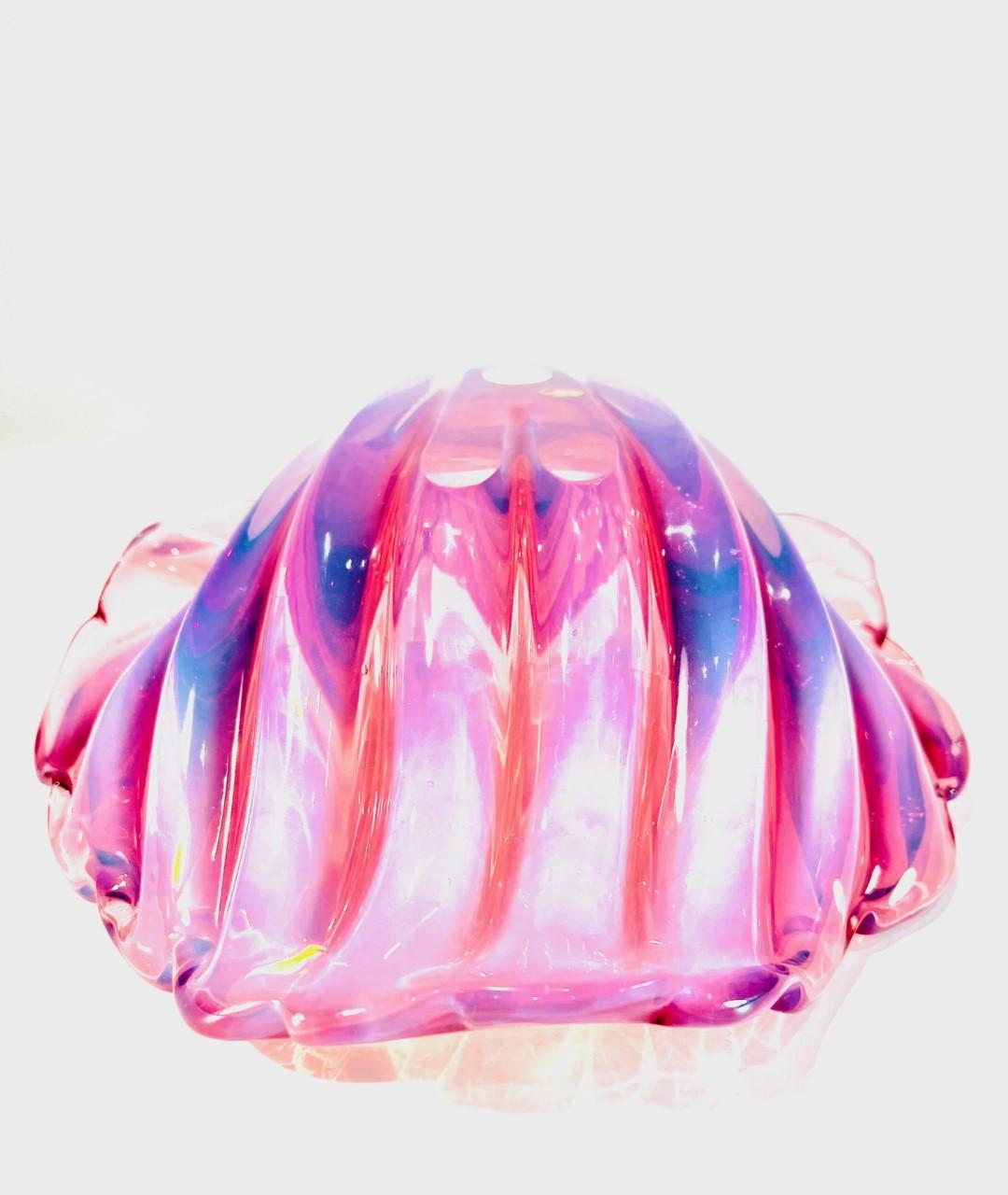 Archimede Seguso Murano Glass Pink Opaline Cornucopia circa 1950 For Sale 2