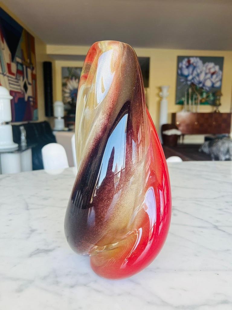 Incroyable vase tricolore en verre de Murano 
