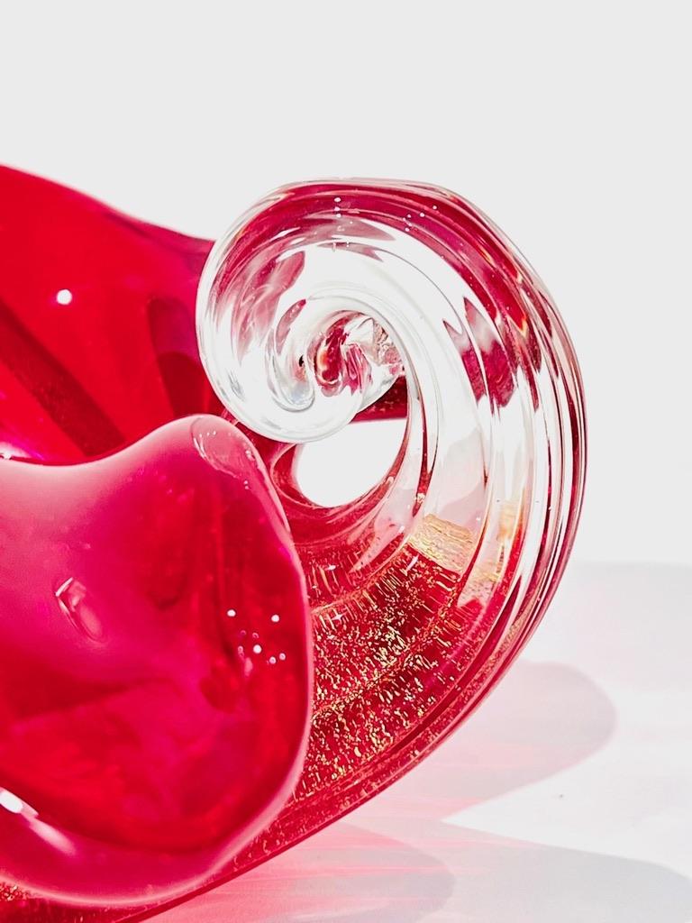 Other Archimede Seguso Murano glass with gold cornucopia rubi costolato circa 1950 For Sale