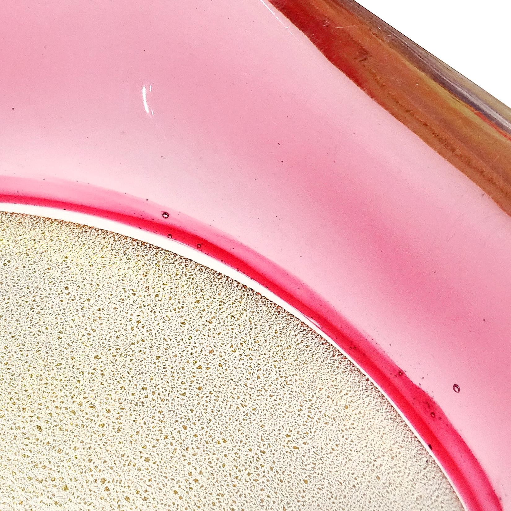 Archimede Seguso Murano Gold Flecks Pink Incalmo Rim Italian Art Glass Bowl In Good Condition In Kissimmee, FL