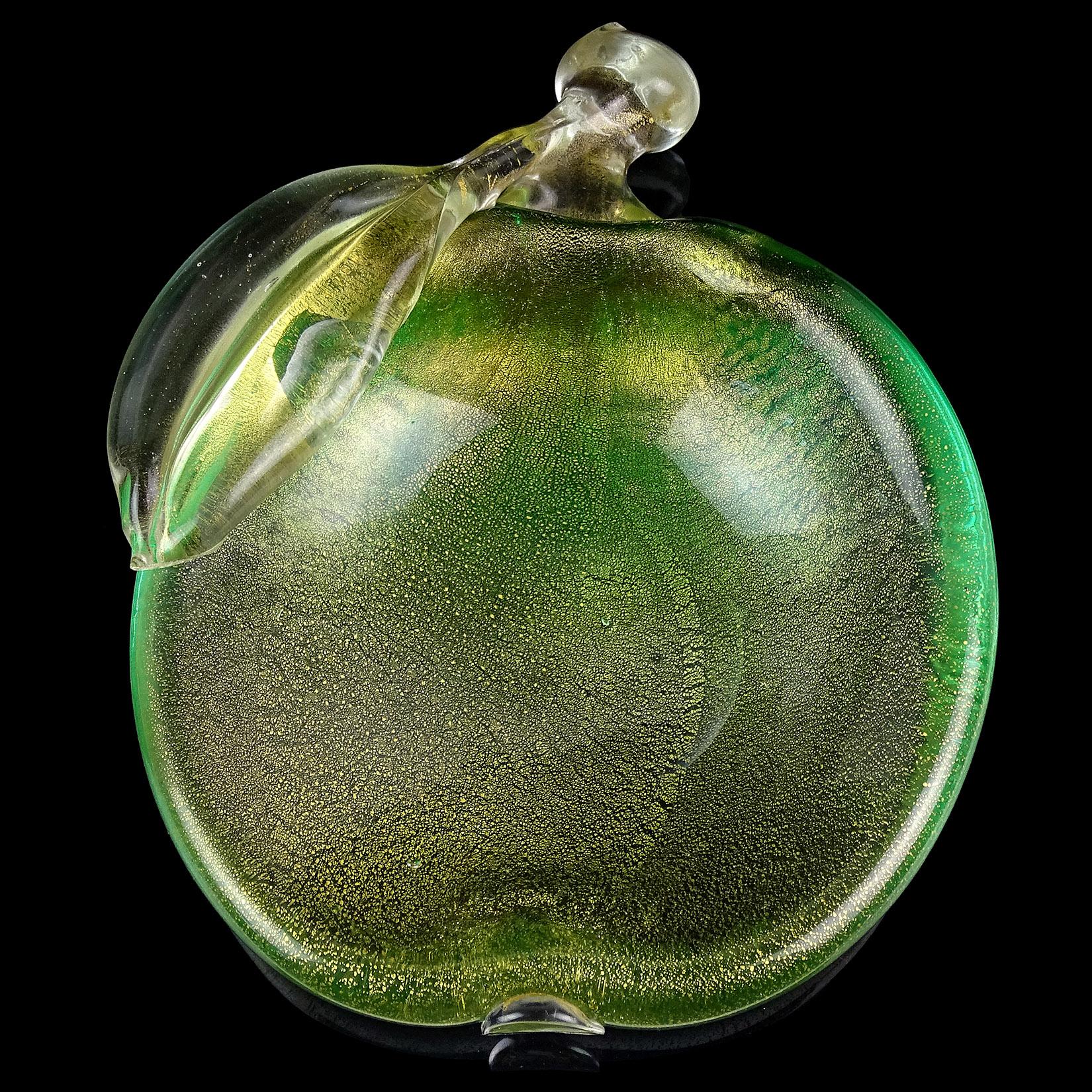 Beautiful vintage Murano hand blown green and gold flecks Italian art glass apple shaped fruit bowl. Documented to designer Archimede Seguso. Created in the 