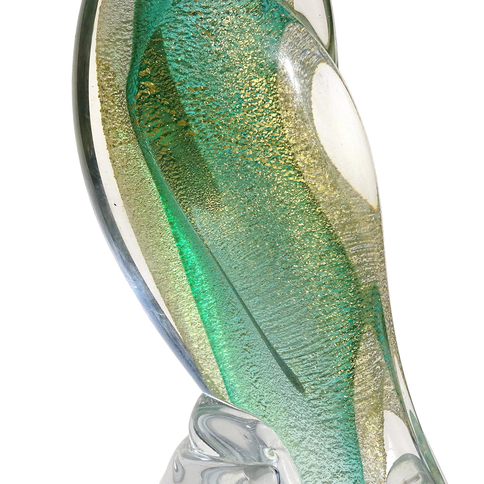 Hand-Crafted Archimede Seguso Murano Green Gold Fleck Italian Art Glass Parrot Bird Sculpture