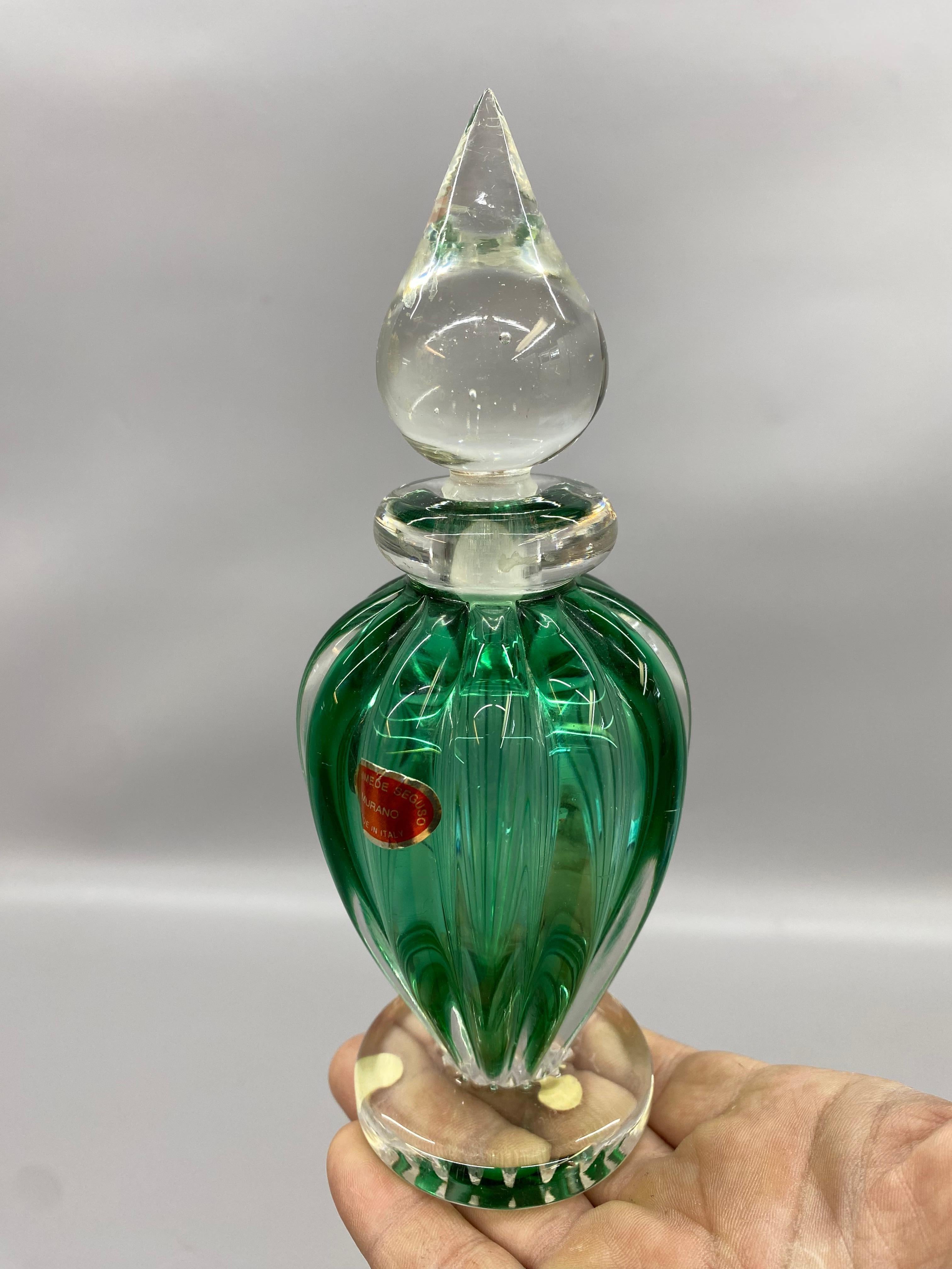 Archimede Seguso Murano Green Sommerso Glasflasche mit Stopper (20. Jahrhundert) im Angebot