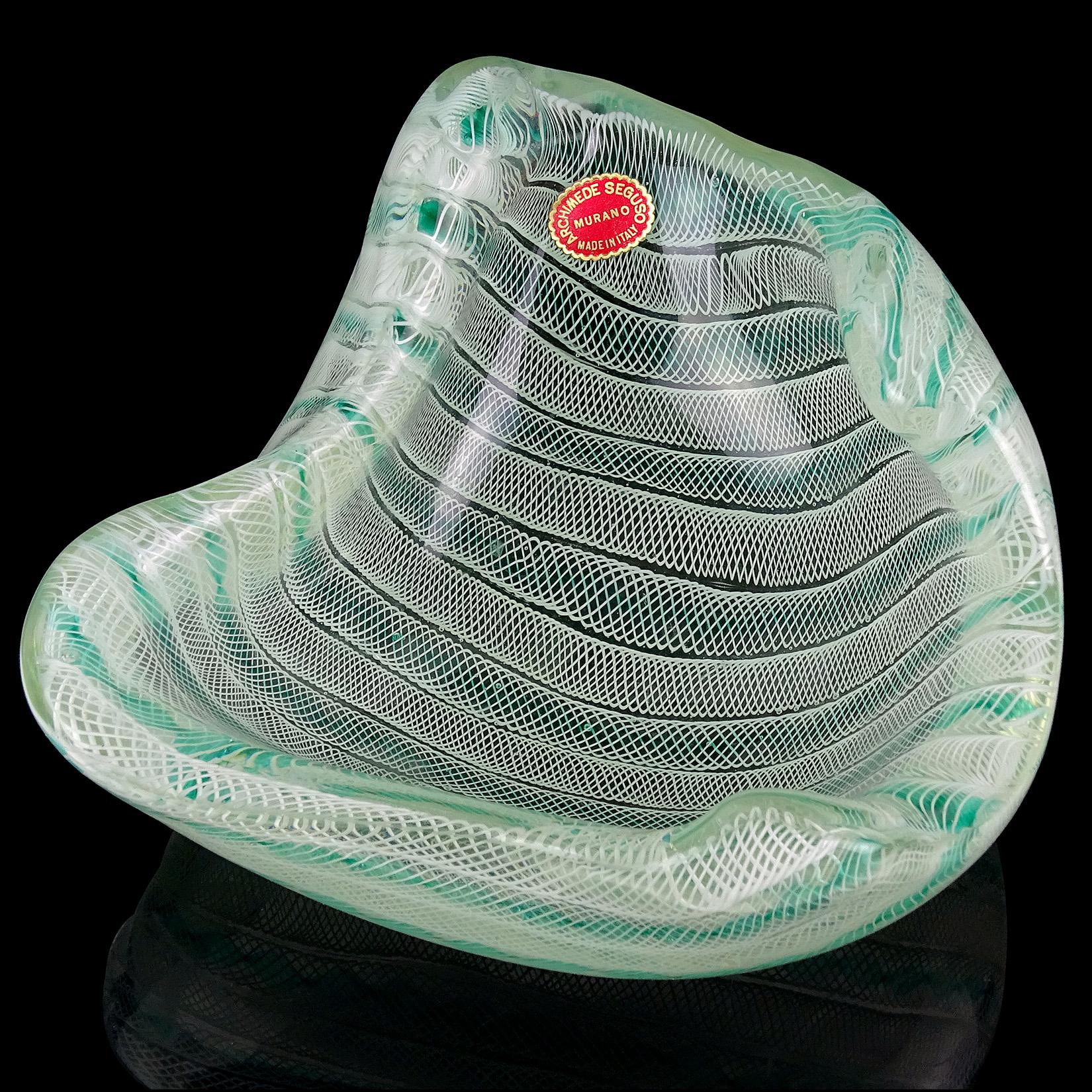 Hand-Crafted Archimede Seguso Murano Green White Zanfirico Ribbons Italian Art Glass Bowl