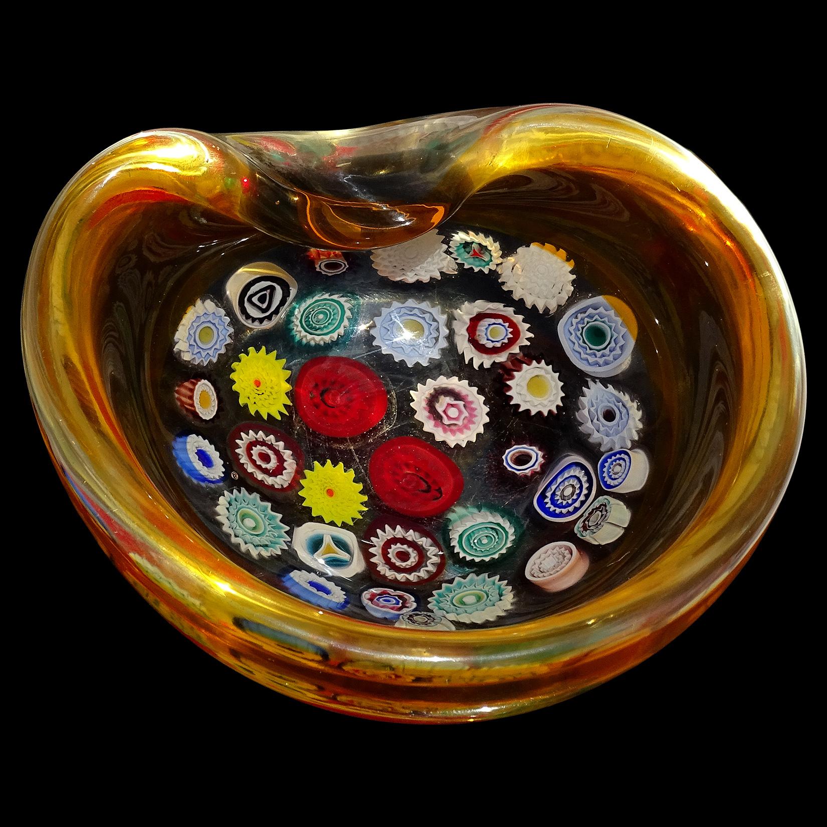 Archimede Seguso Murano Millefiori Canes Italian Art Glass Incalmo Rim Bowl In Good Condition For Sale In Kissimmee, FL