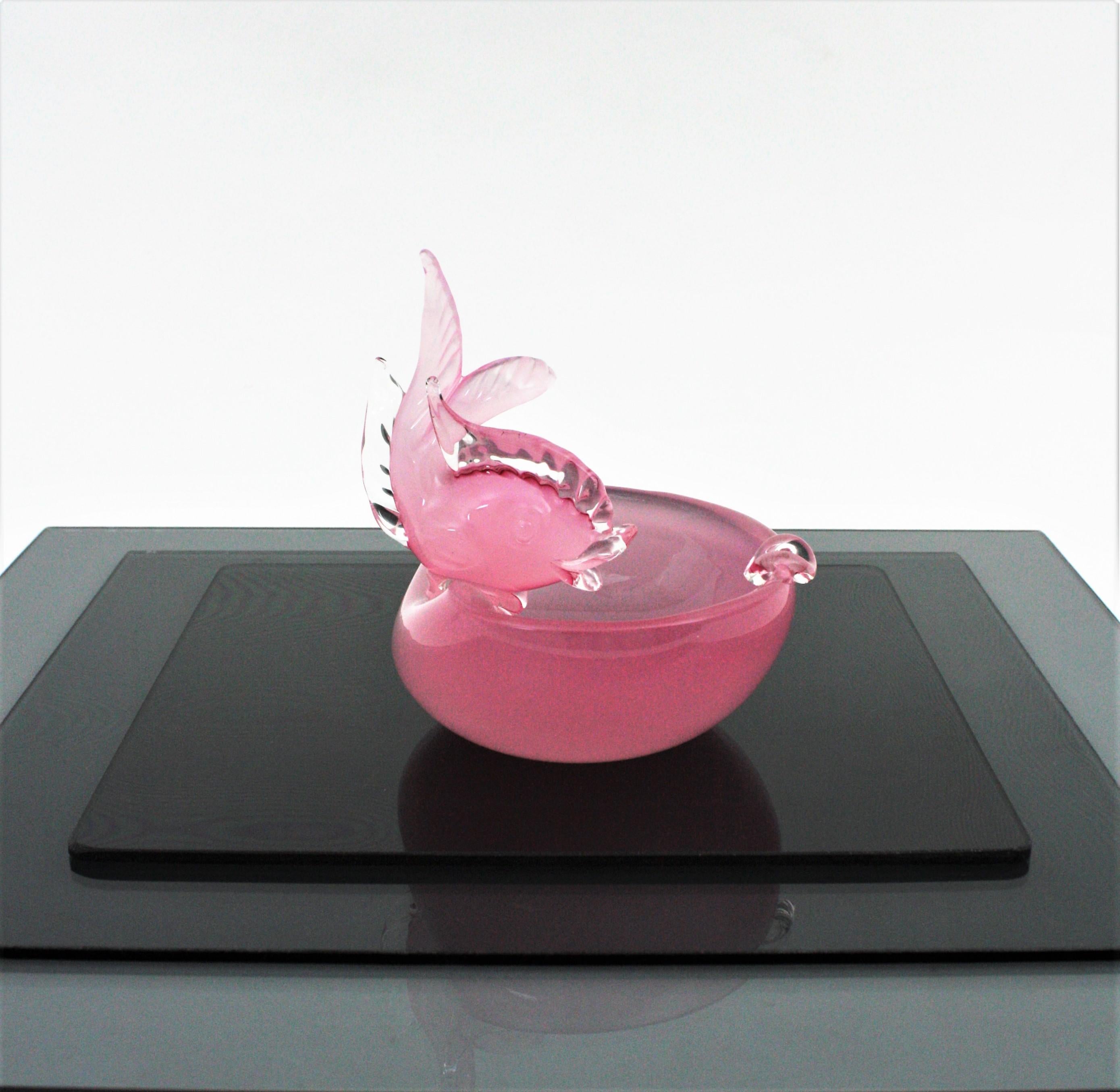 Archimede Seguso Murano Opal Pink Alabastro Fish Bowl or Ashtray, Italy, 1950s For Sale 5
