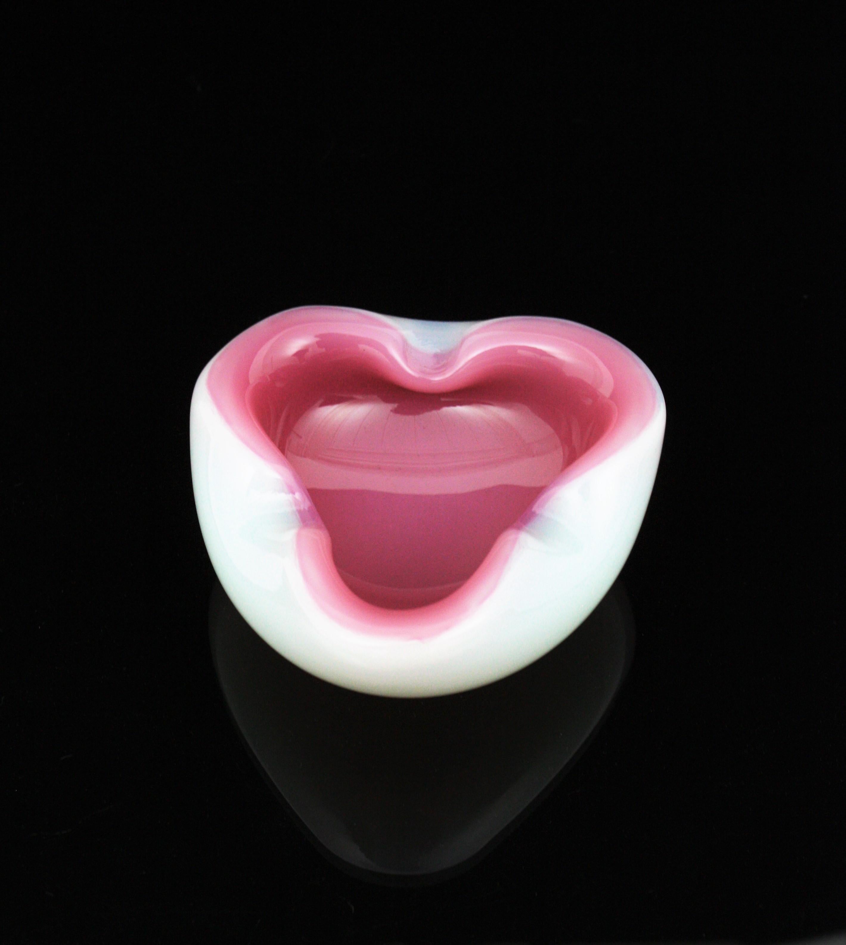 Archimede Seguso Murano Opal Pink Alabastro Glass Folded Bowl / Ashtray For Sale 7