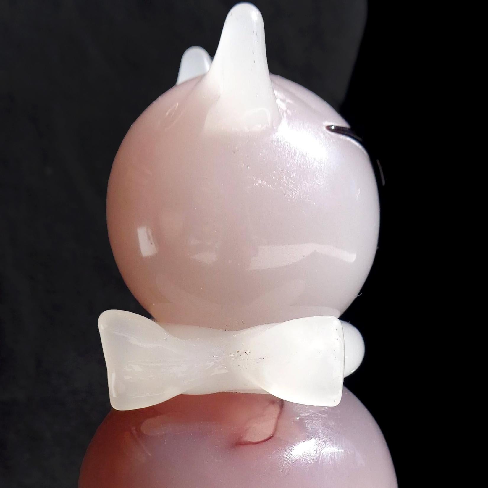 Hand-Crafted Archimede Seguso Murano Opal Purple White Italian Art Glass Kitty Cat Figure