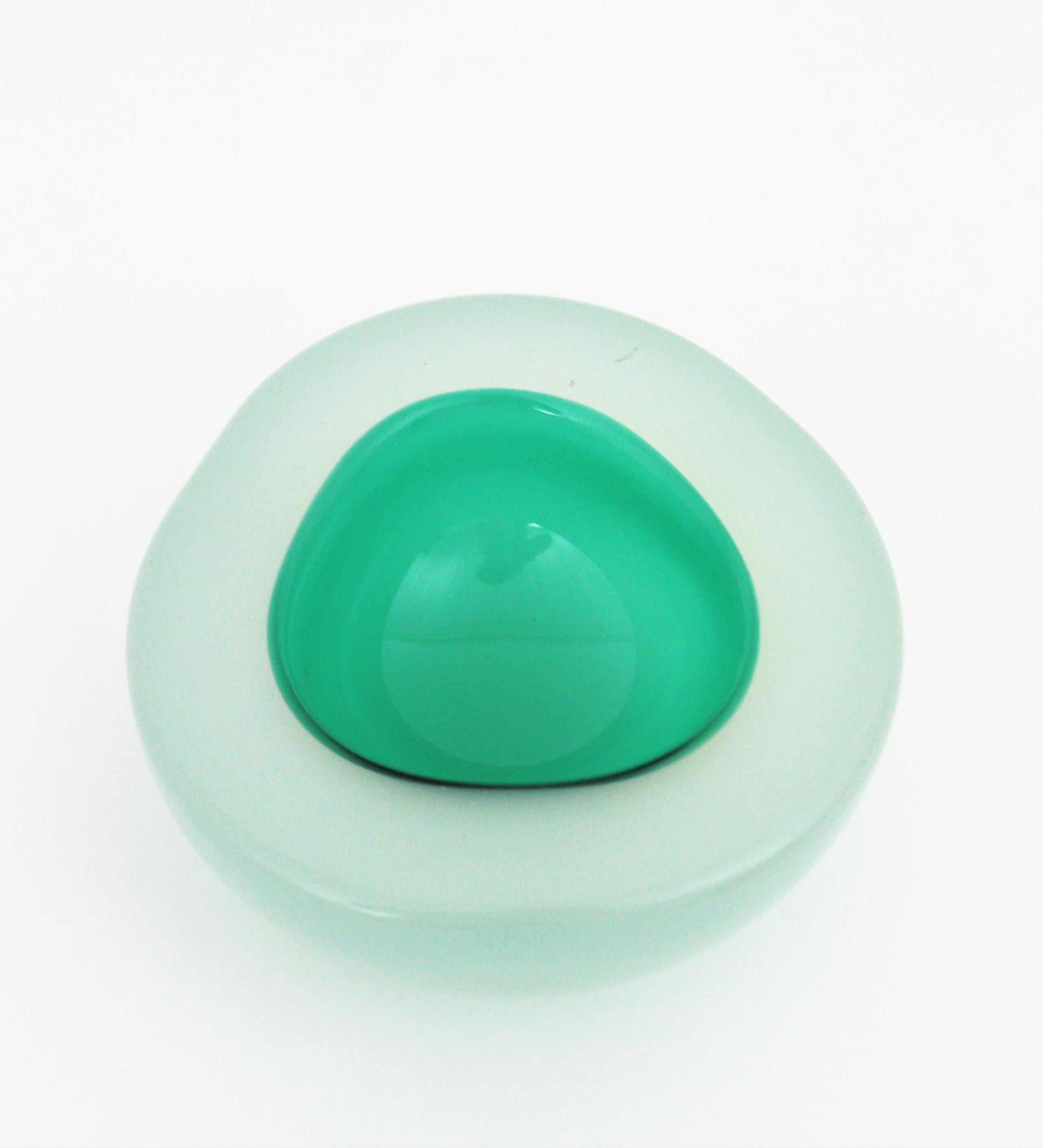 Schale aus Alabastro-Geode-Kunstglas, Murano, Opal, Weiß, Aqua, Grün von Archimede Seguso im Angebot 2