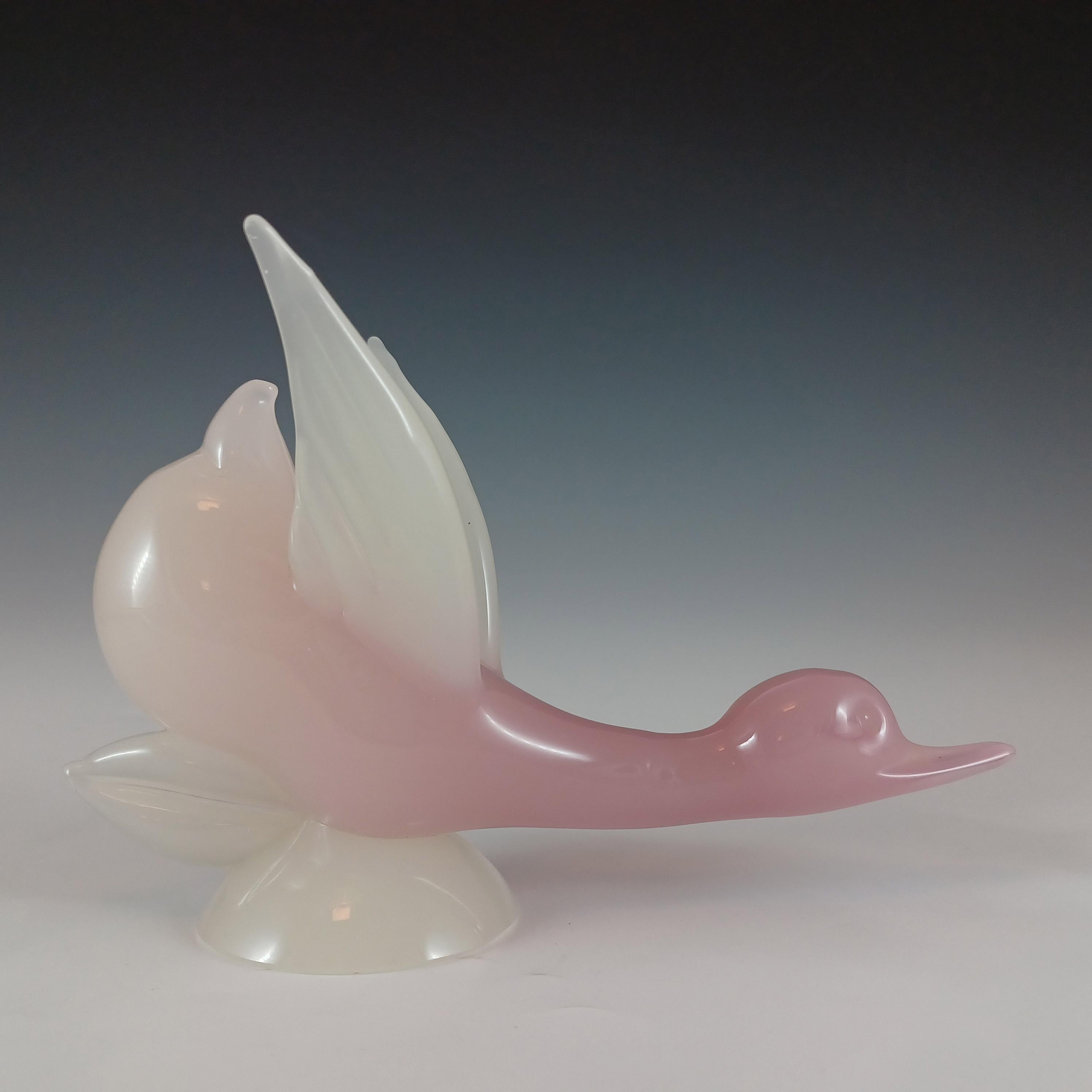 This is a magnificent 1950/60's Venetian sculptural glass duck or goose, made on the island of Murano, near Venice, Italy. In a stunning combination of opaque pink and white glass, known as alabastro glass. Unmarked, but undoubtably made by