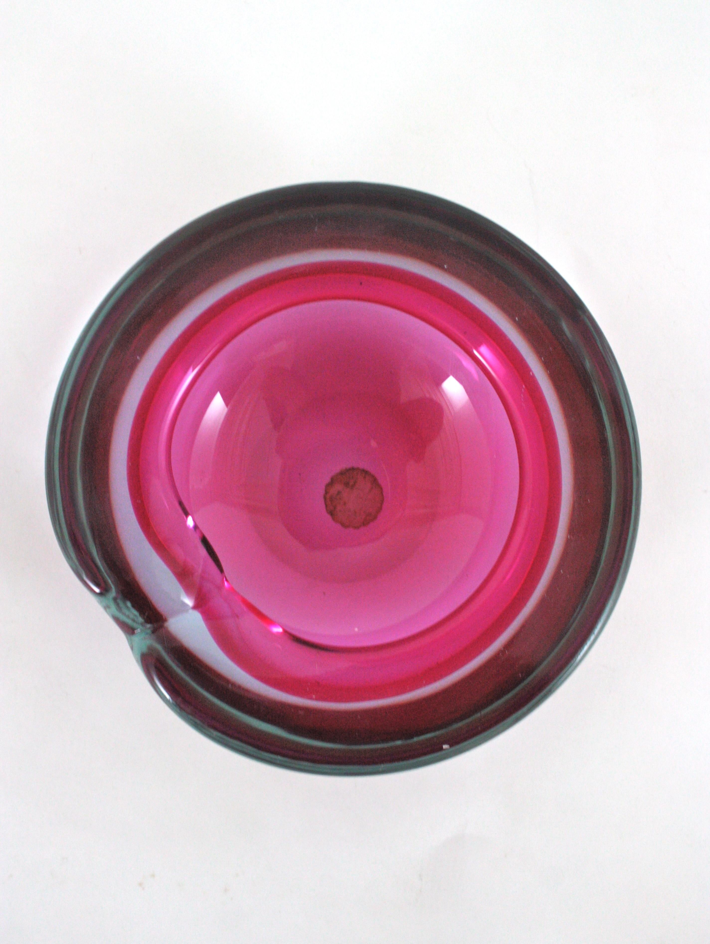 Italian Archimede Seguso Murano Pink Fuchsia Sommerso Art Glass Bowl / Ashtray For Sale