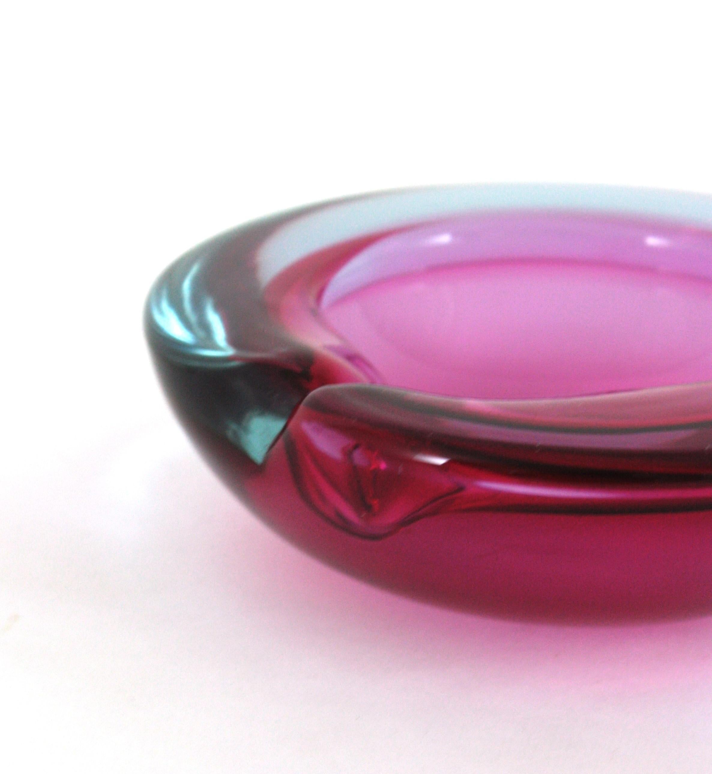 Hand-Crafted Archimede Seguso Murano Pink Fuchsia Sommerso Art Glass Bowl / Ashtray For Sale