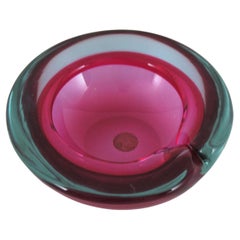 Archimede Seguso Murano Pink Fuchsia Sommerso Art Glass Bowl / Ashtray