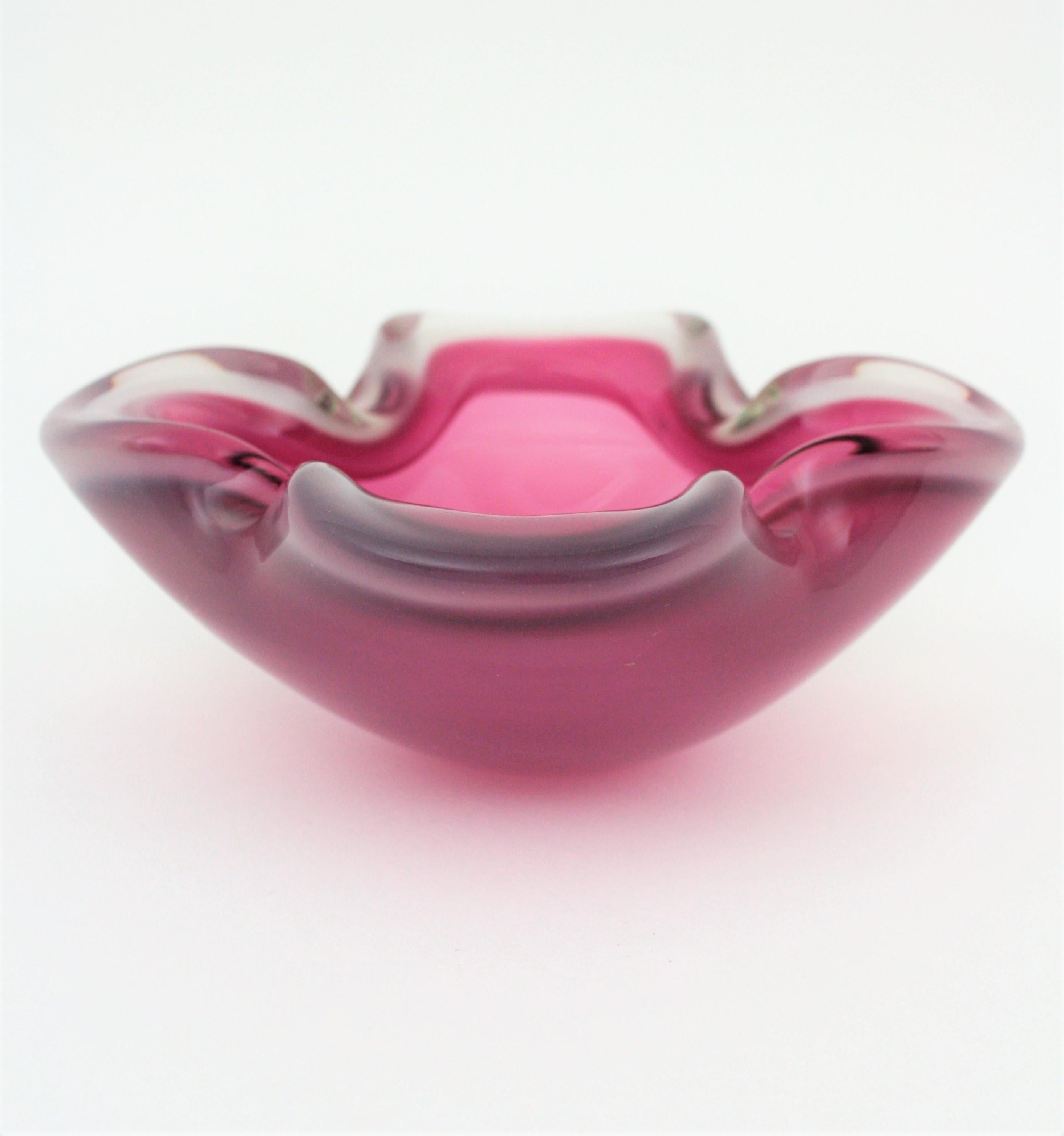 Mid-Century Modern Archimede Seguso Murano Pink Opal White Alabastro Art Glass Bowl