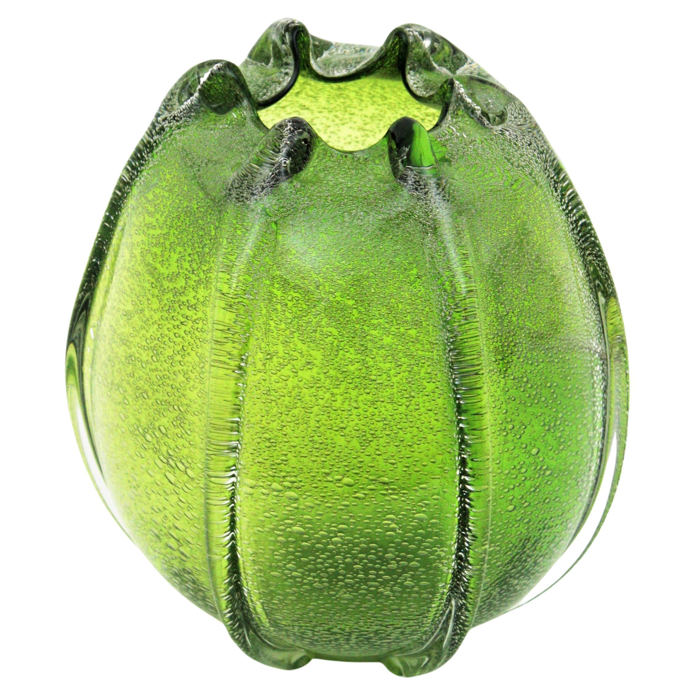 Archimede Seguso Green Murano Glass Pulegoso Ovoid Vase, 1950s