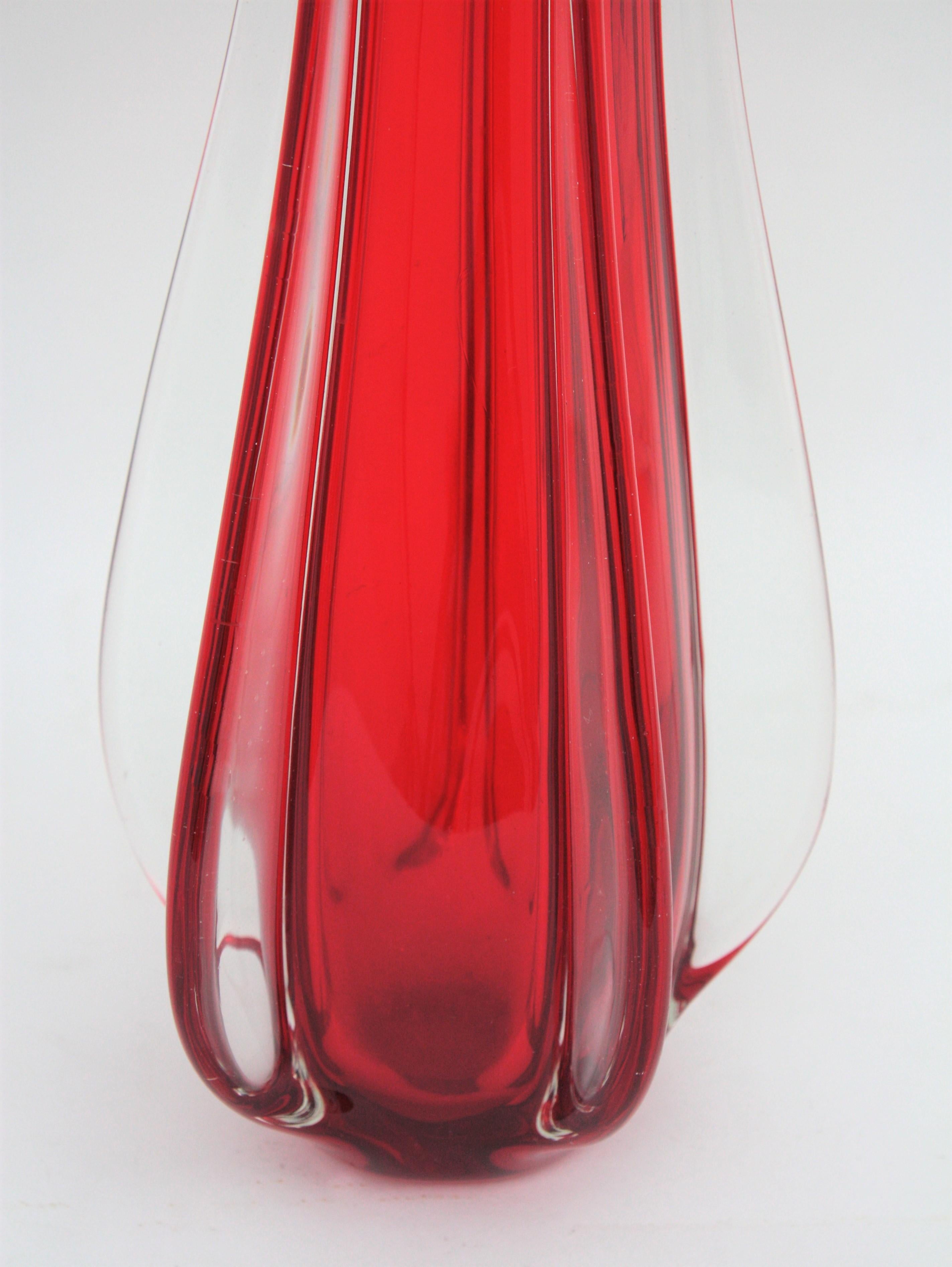 Archimede Seguso Murano Red and Clear Glass Large Scale Vase, 1950s 6