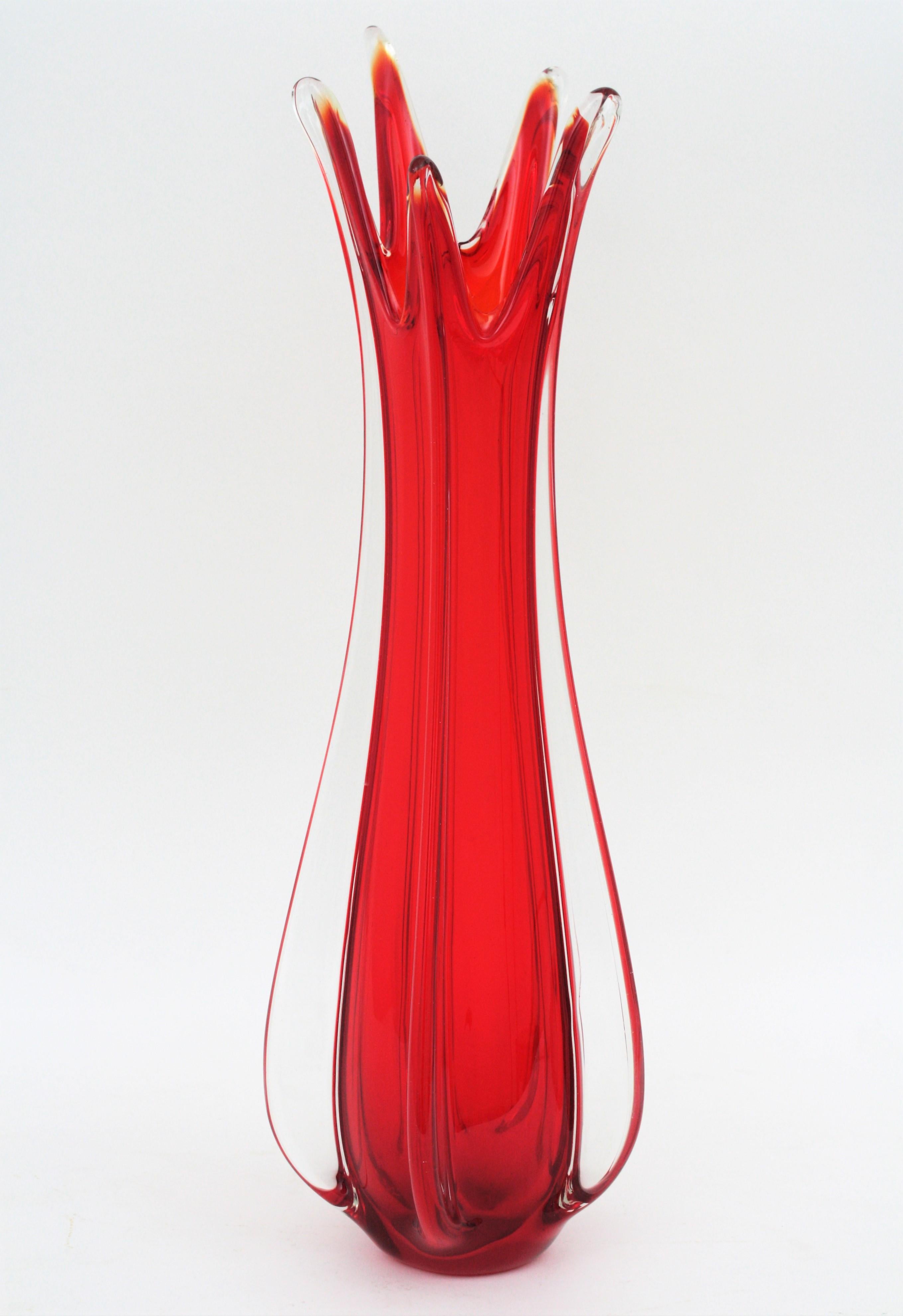 murano red glass vase