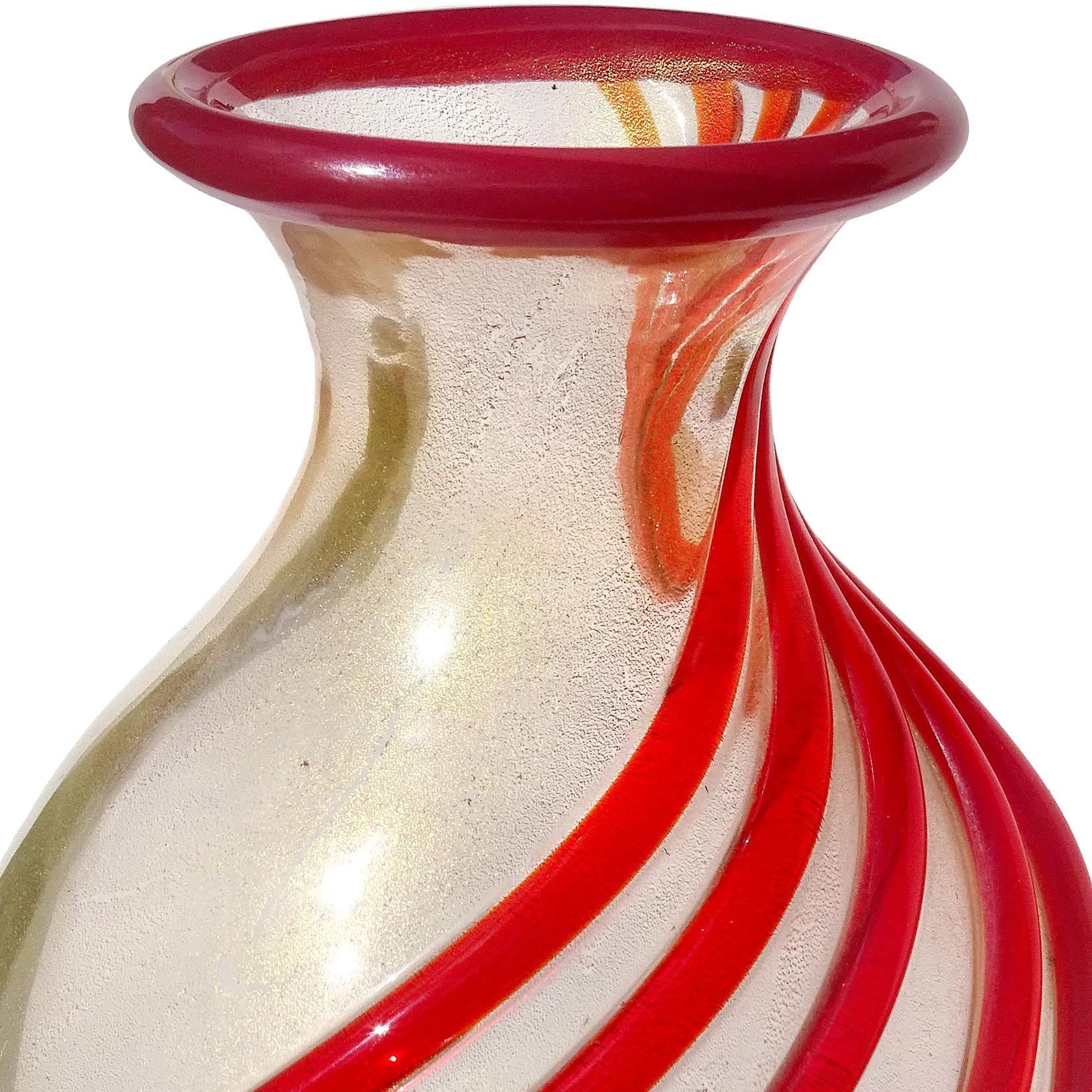 20th Century Archimede Seguso Murano Red Bands Gold Flecks Italian Art Glass Flower Vase For Sale