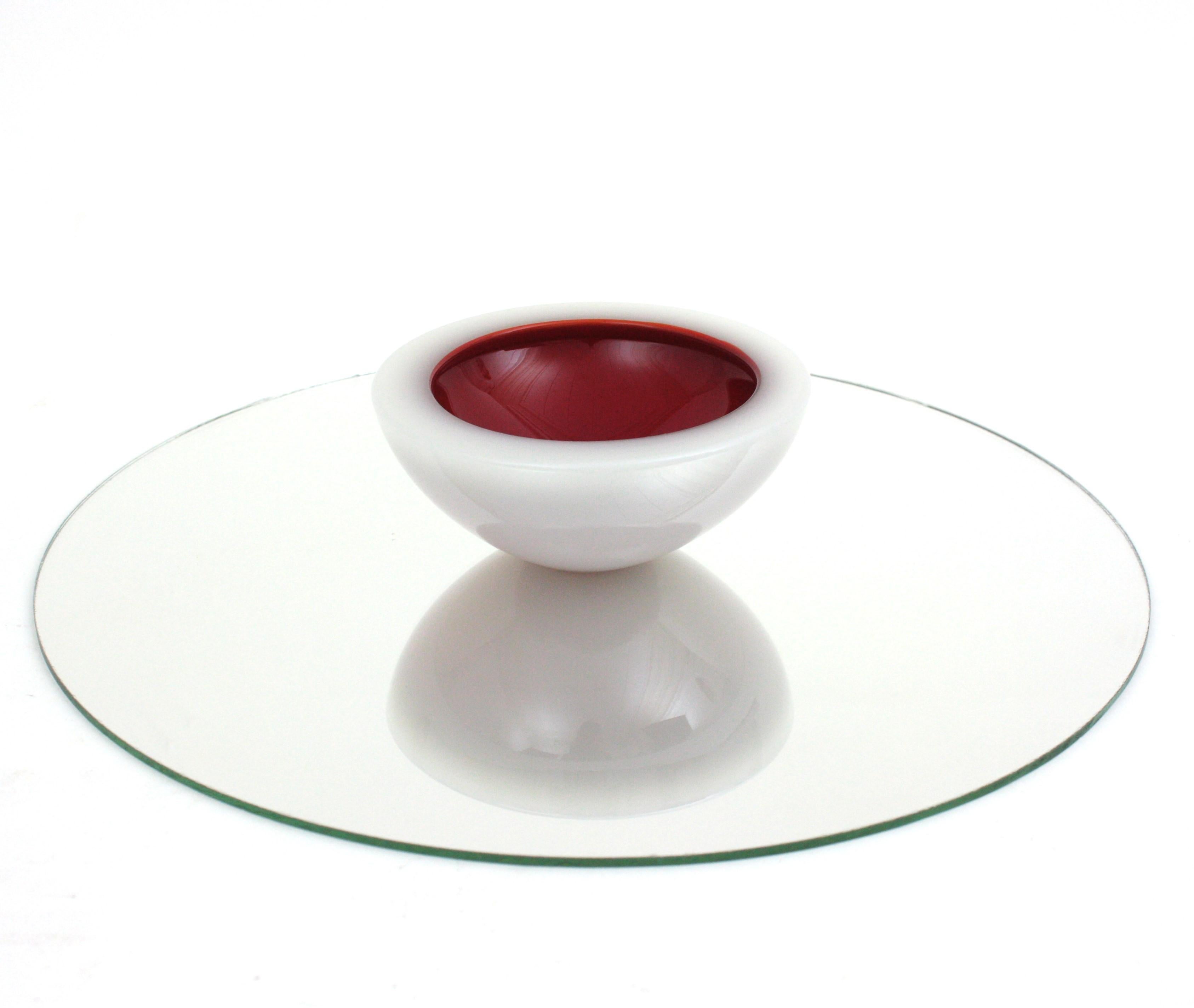 Archimede Seguso Murano - Bol rond en verre d'art géométrique rouge et blanc en albâtre en vente 7